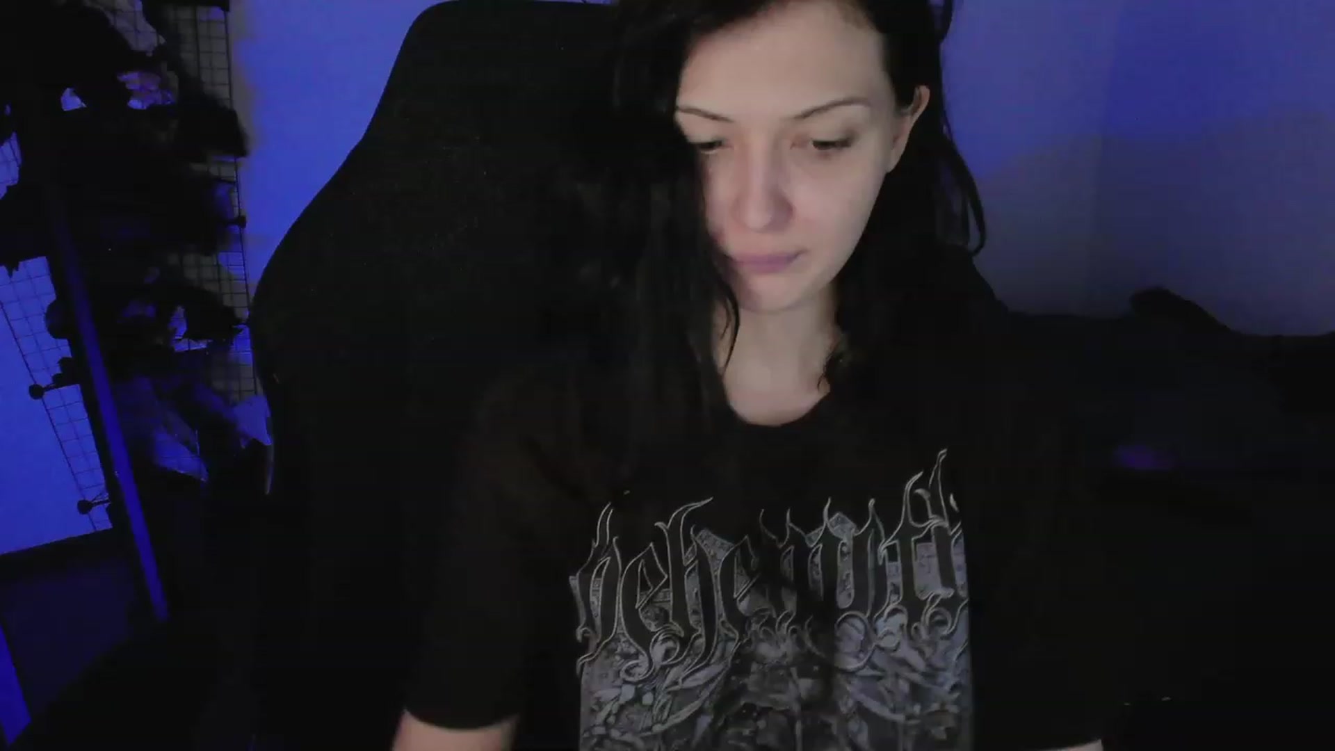 Gallery image thumbnail from RoomToAvoid's myfreecams stream on, 04/22/2023, 07:29 image 13 of 20