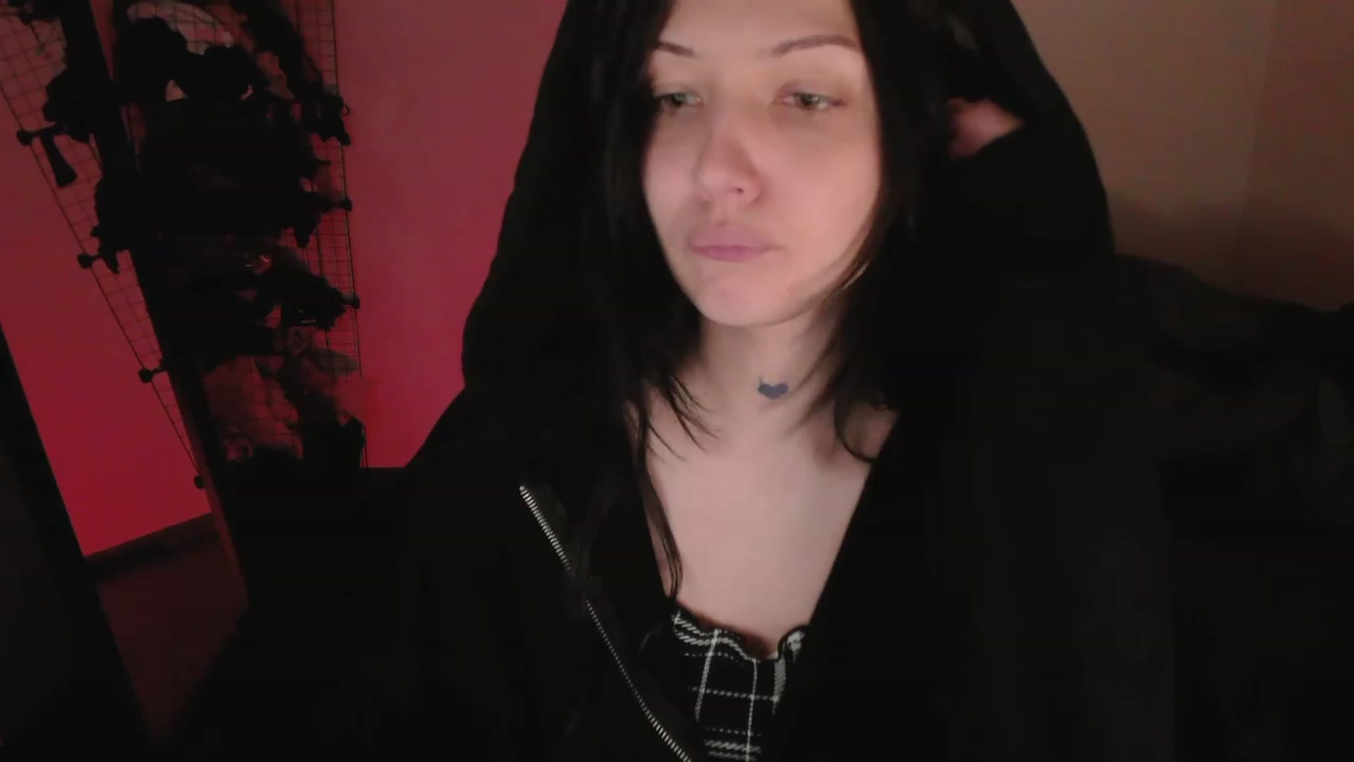 Gallery image thumbnail from RoomToAvoid's myfreecams stream on, 05/03/2023, 23:06 image 12 of 20
