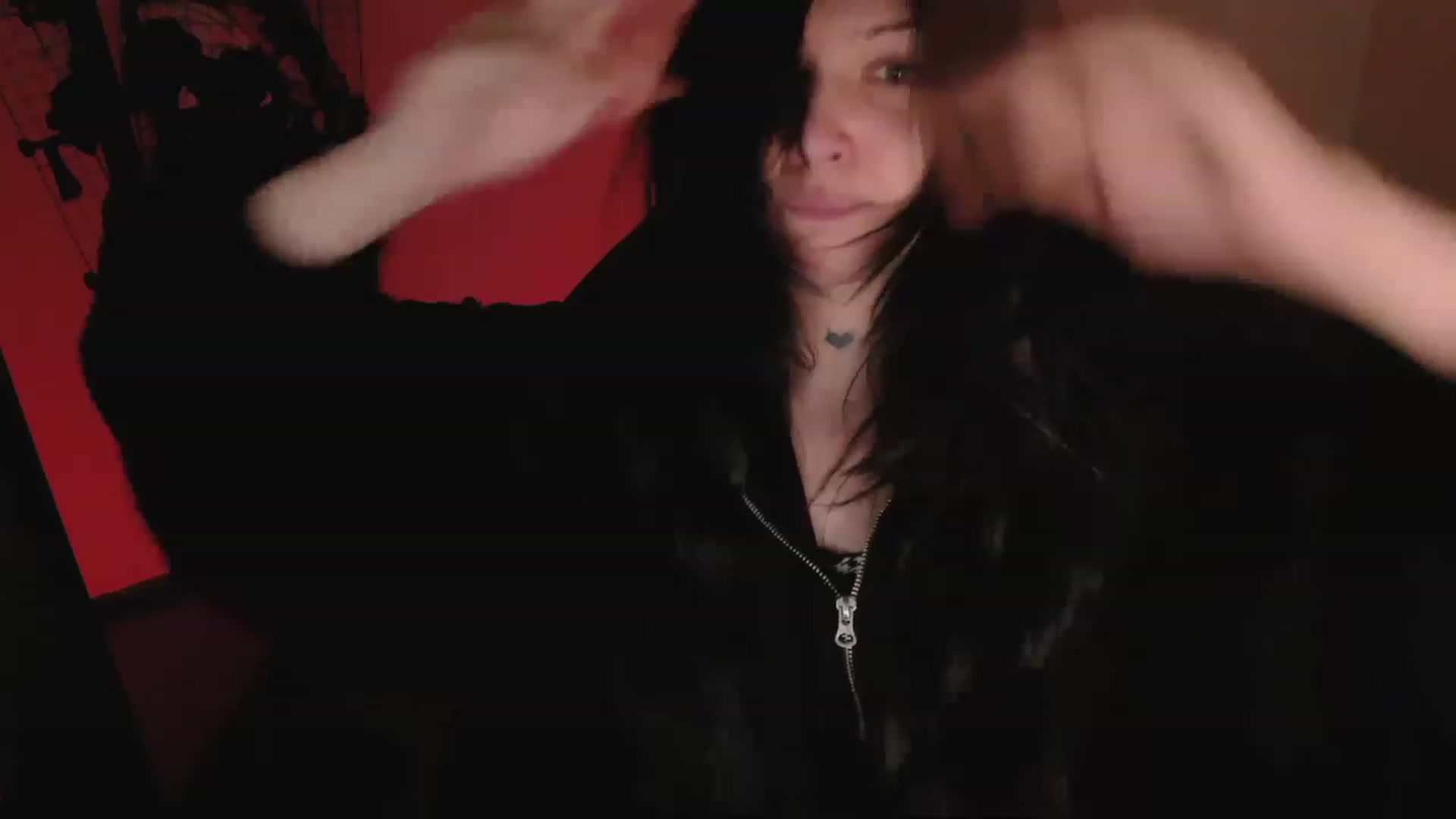 Gallery image thumbnail from RoomToAvoid's myfreecams stream on, 05/03/2023, 23:06 image 11 of 20