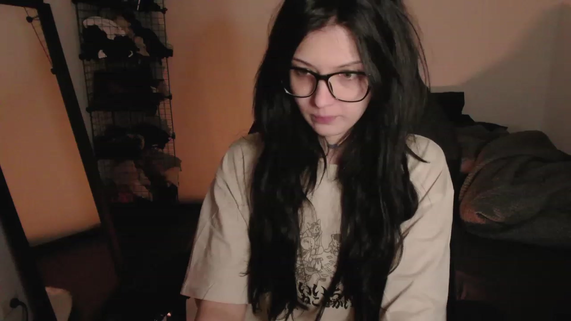 Gallery image thumbnail from RoomToAvoid's myfreecams stream on, 05/05/2023, 24:04 image 15 of 20