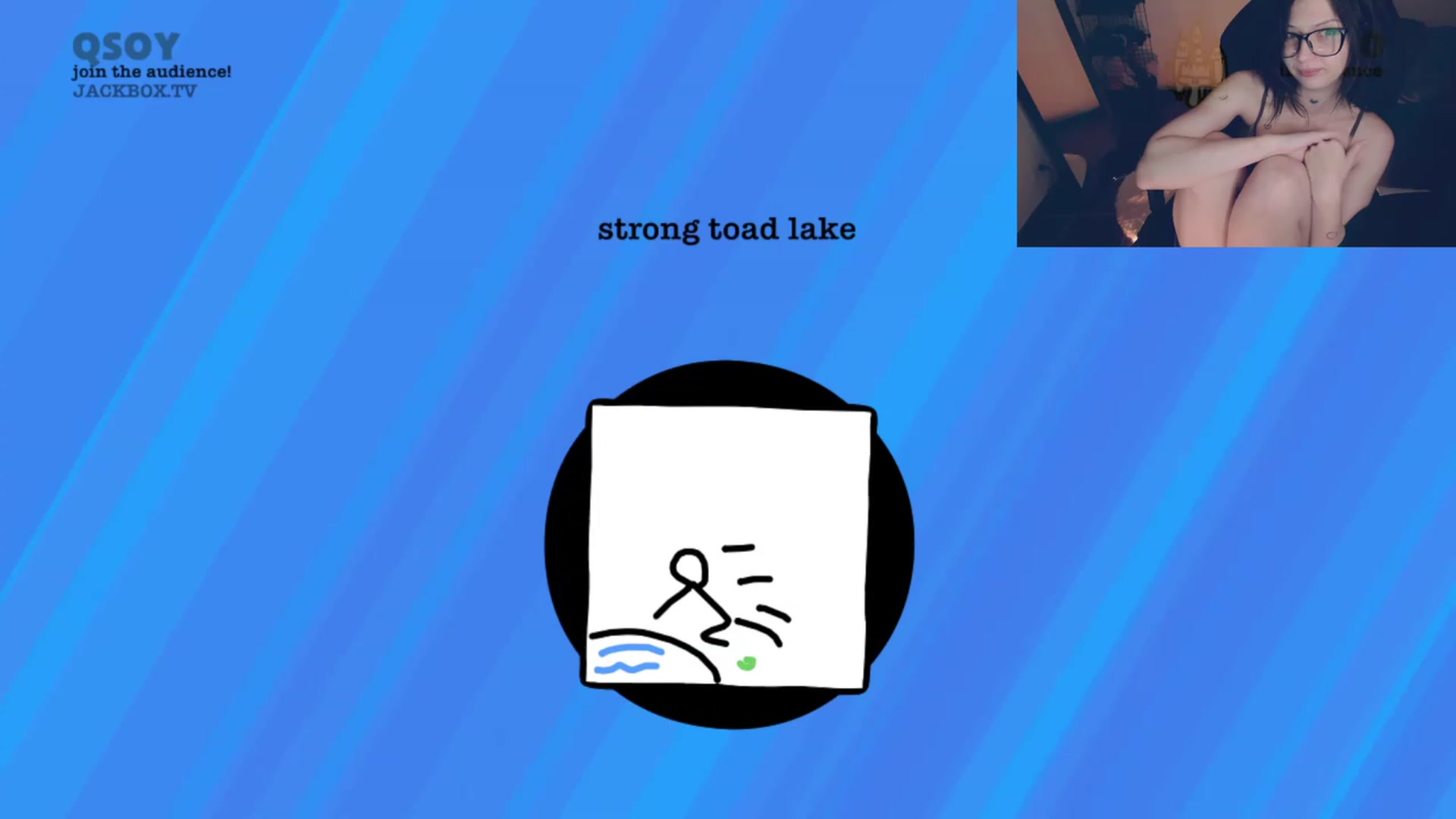Gallery image thumbnail from RoomToAvoid's myfreecams stream on, 05/05/2023, 01:54 image 9 of 20