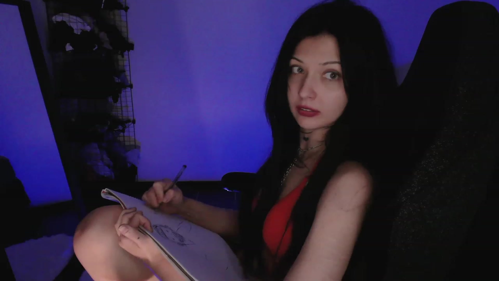 Gallery image thumbnail from RoomToAvoid's myfreecams stream on, 05/06/2023, 06:05 image 13 of 20