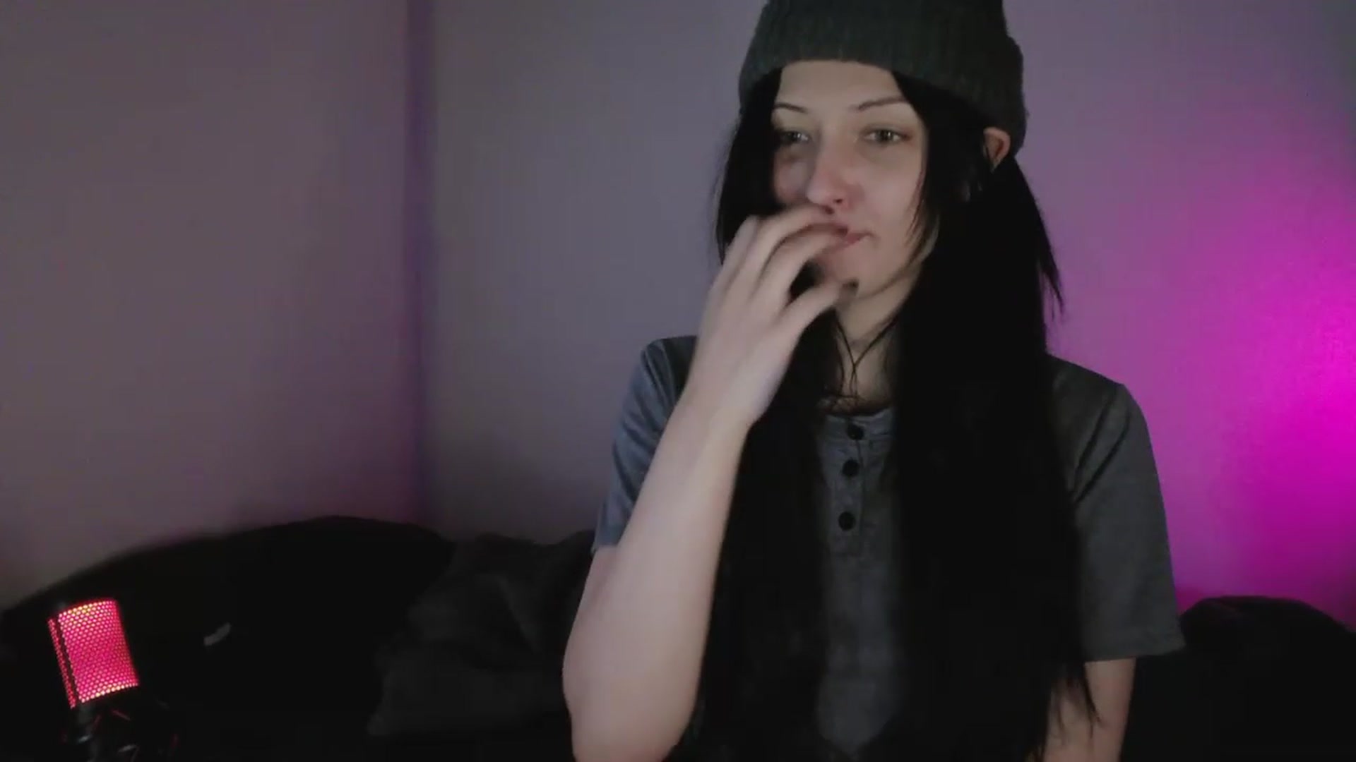 Gallery image thumbnail from RoomToAvoid's myfreecams stream on, 05/12/2023, 02:28 image 12 of 20