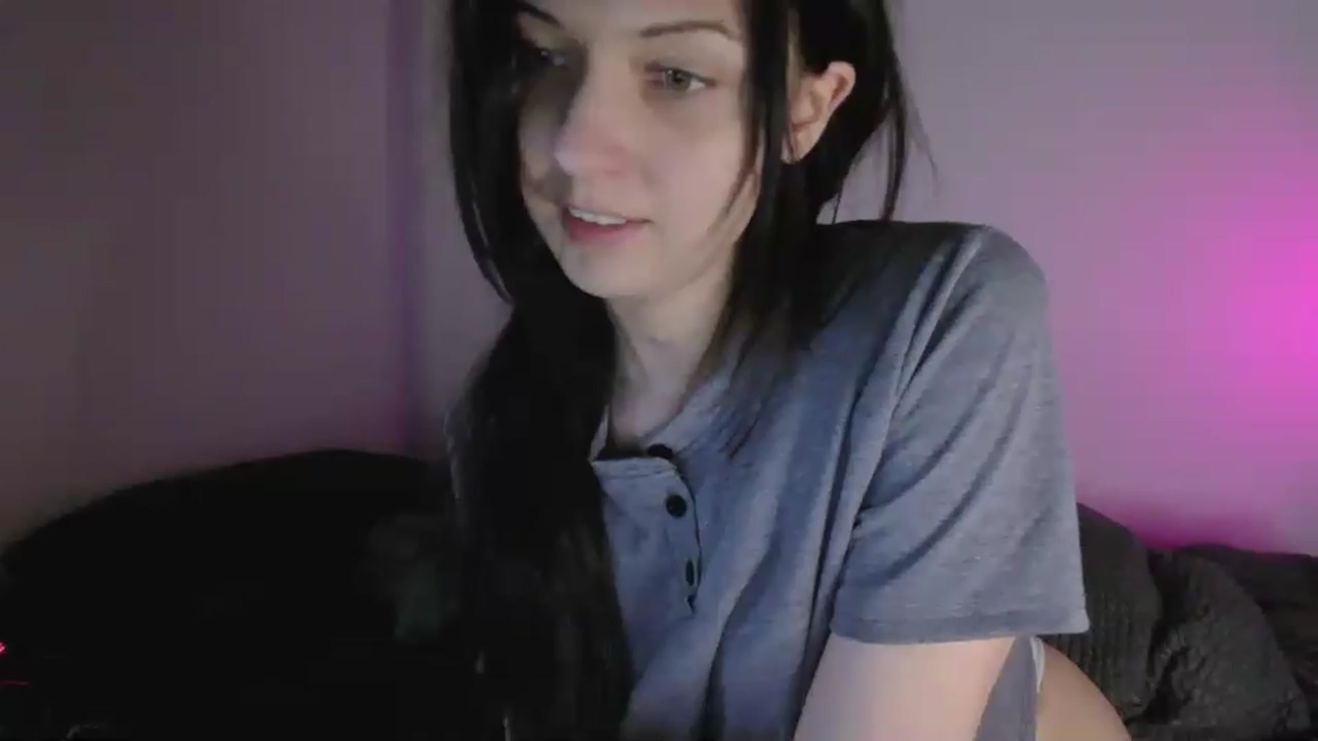 Gallery image thumbnail from RoomToAvoid's myfreecams stream on, 05/12/2023, 03:41 image 7 of 20