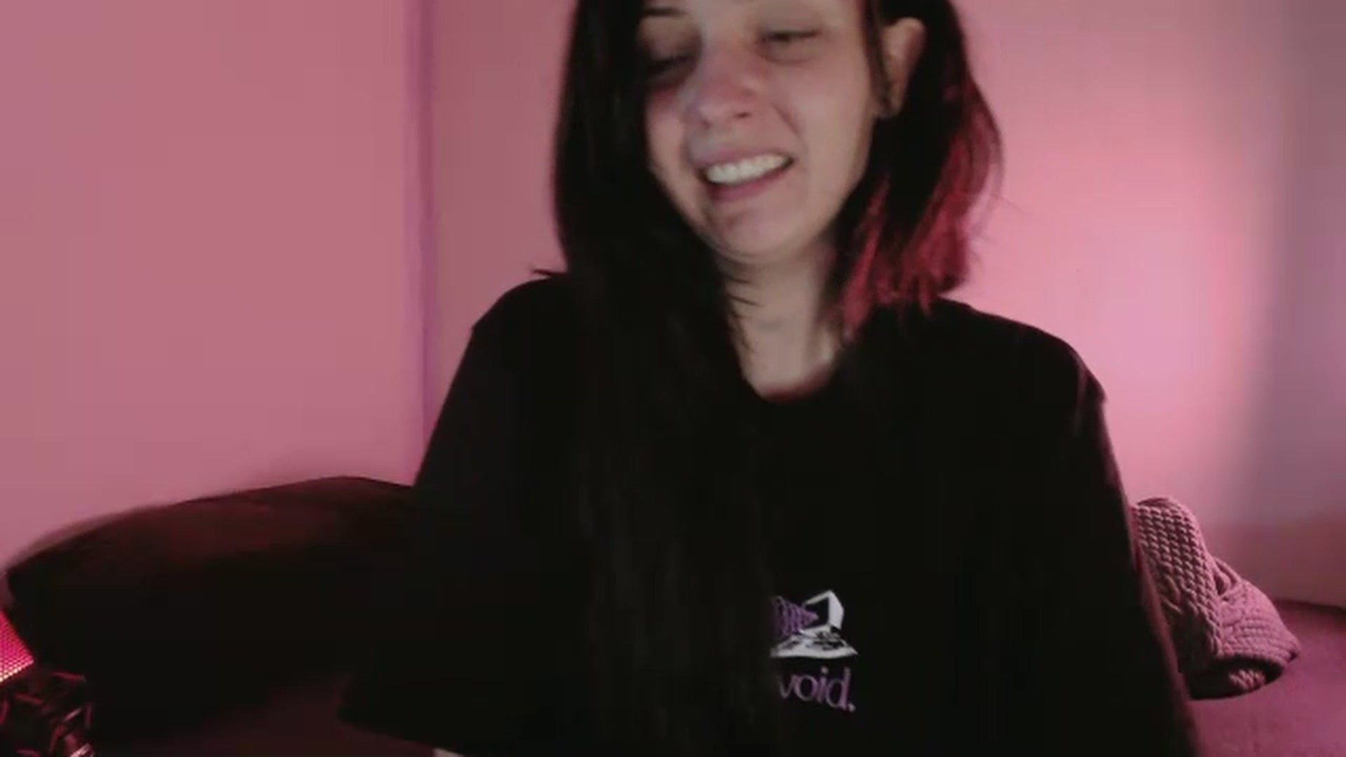 Gallery image thumbnail from RoomToAvoid's myfreecams stream on, 05/12/2023, 06:43 image 20 of 20