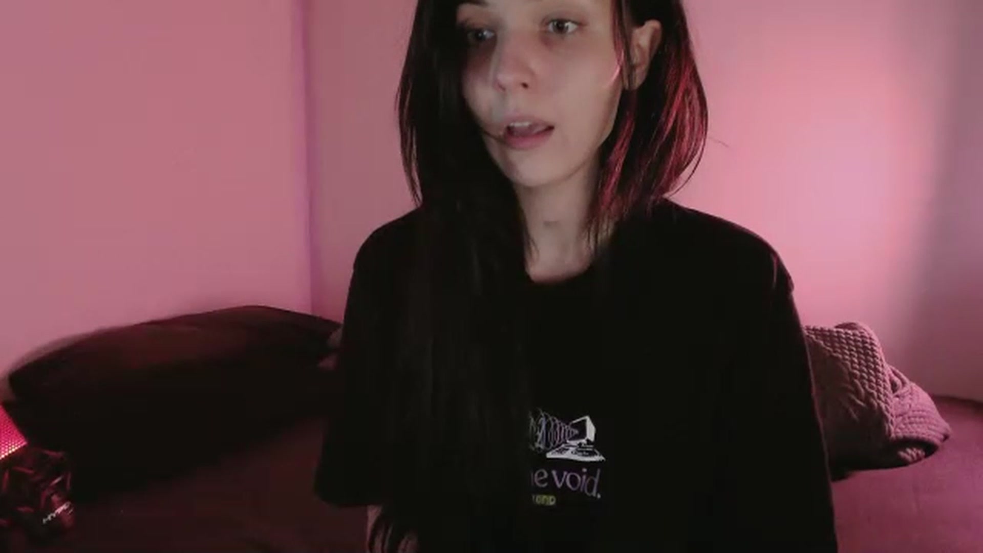 Gallery image thumbnail from RoomToAvoid's myfreecams stream on, 05/12/2023, 06:43 image 19 of 20
