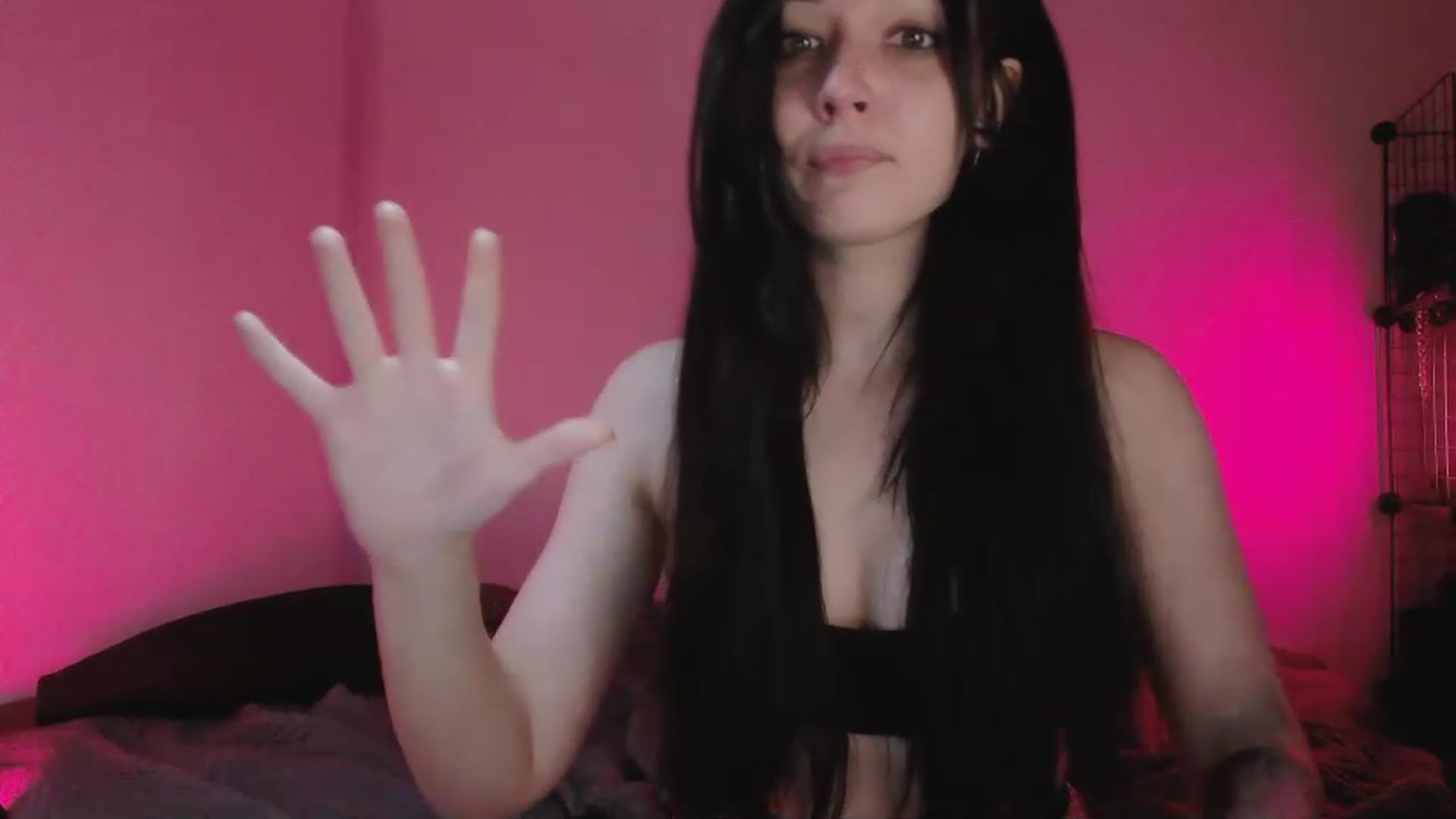 Gallery image thumbnail from RoomToAvoid's myfreecams stream on, 05/15/2023, 24:50 image 20 of 20
