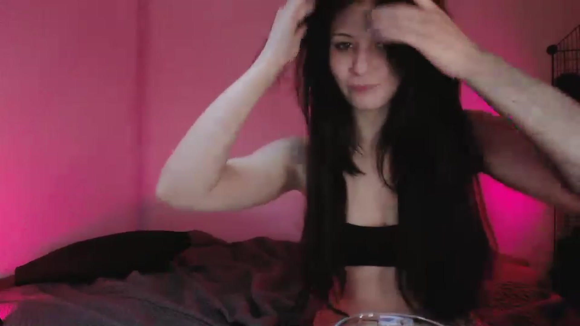 Gallery image thumbnail from RoomToAvoid's myfreecams stream on, 05/15/2023, 01:29 image 1 of 20