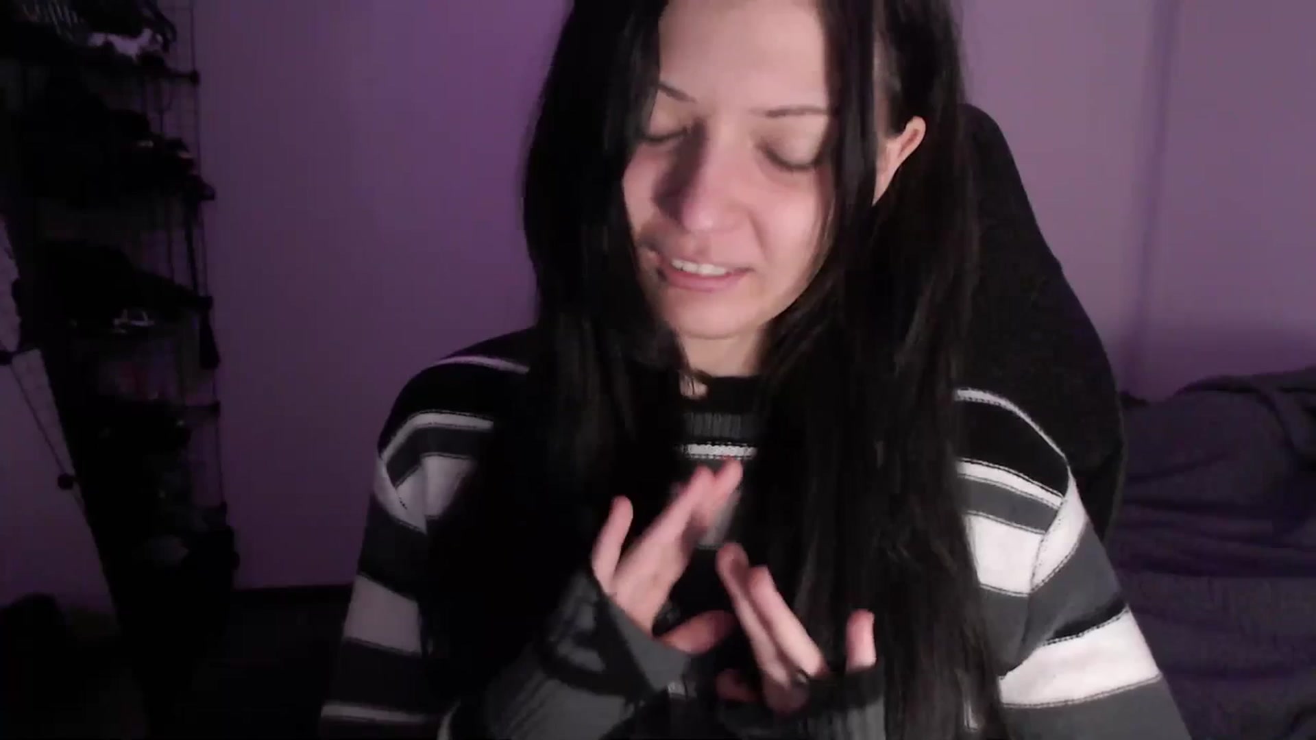 Gallery image thumbnail from RoomToAvoid's myfreecams stream on, 06/02/2023, 01:23 image 9 of 20