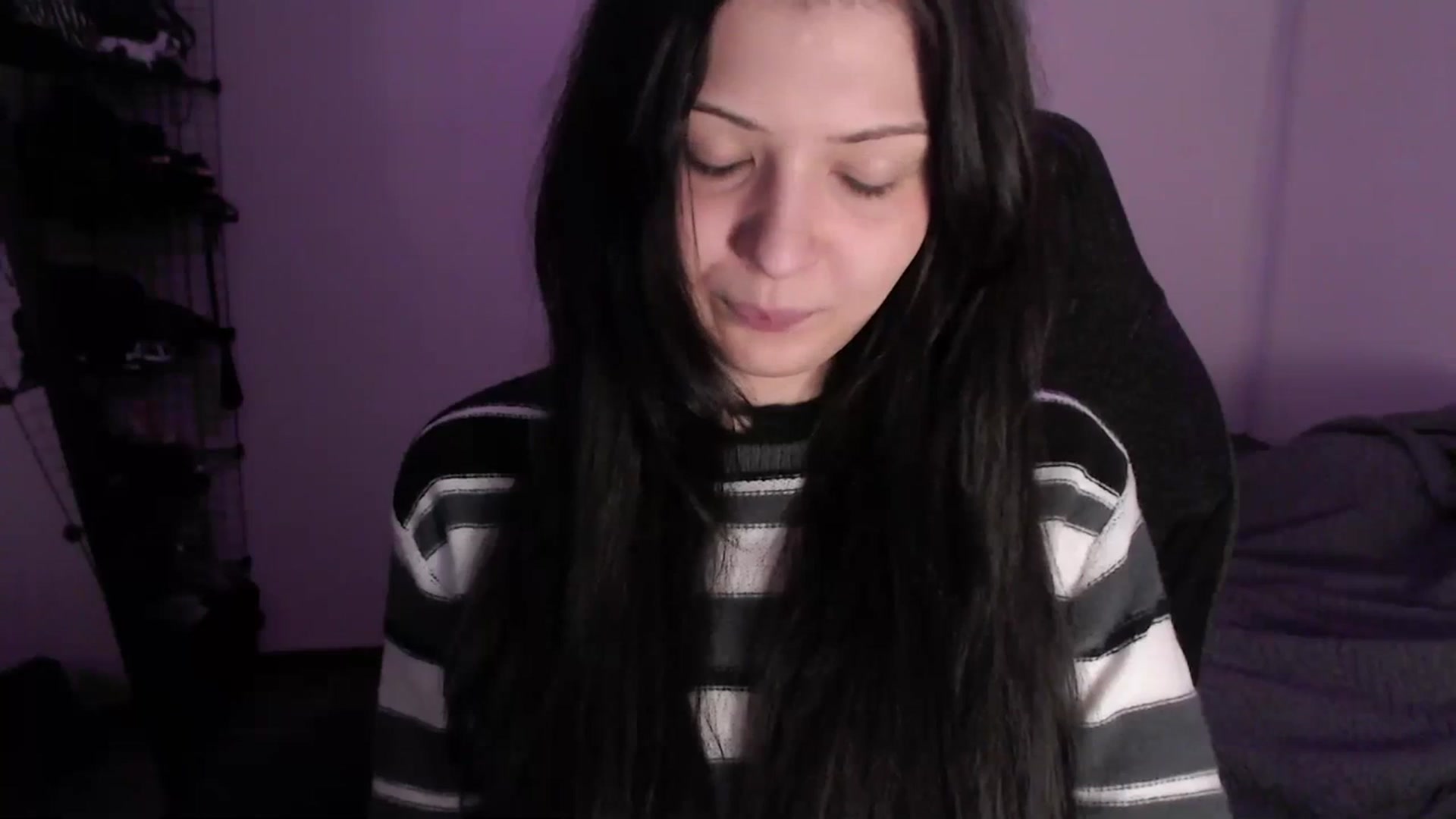 Gallery image thumbnail from RoomToAvoid's myfreecams stream on, 06/02/2023, 01:23 image 10 of 20