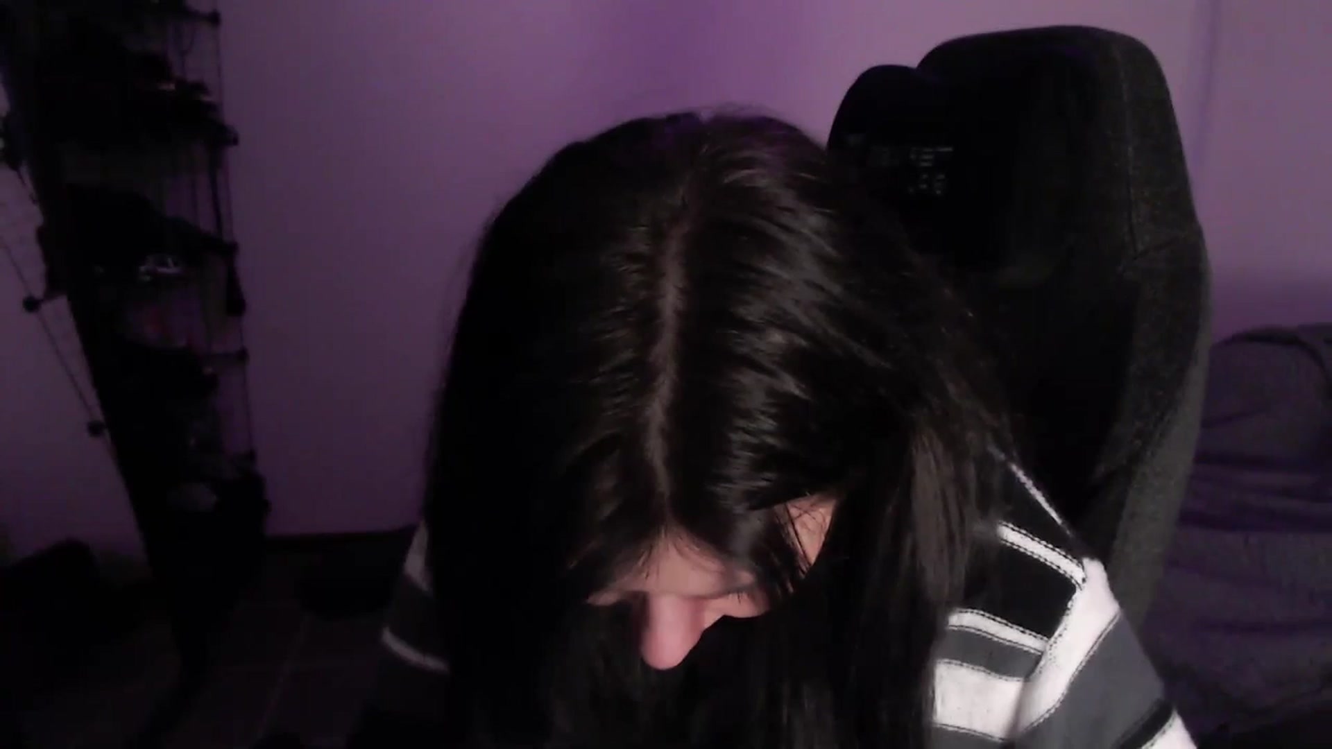 Gallery image thumbnail from RoomToAvoid's myfreecams stream on, 06/02/2023, 01:23 image 19 of 20