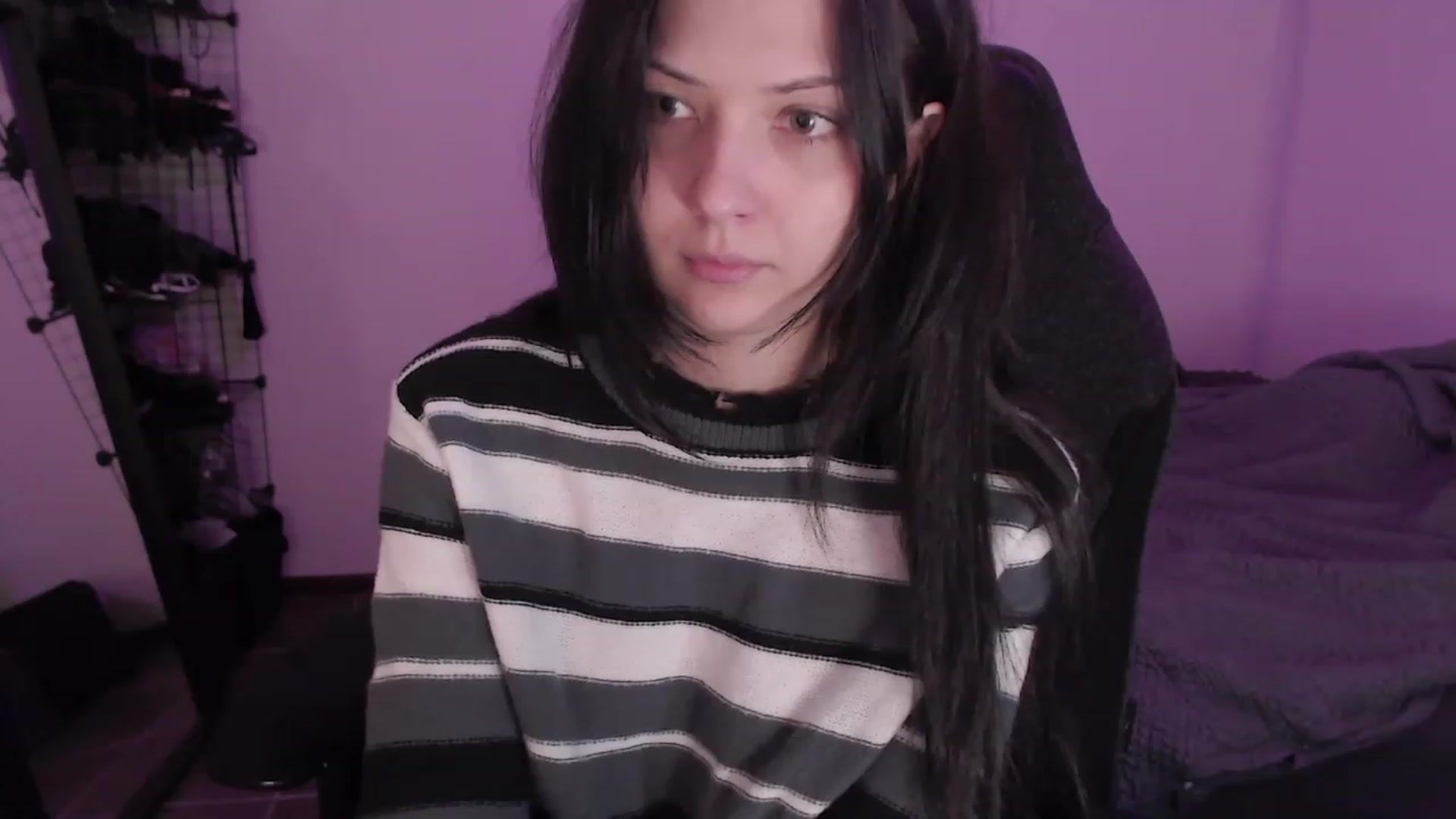 Gallery image thumbnail from RoomToAvoid's myfreecams stream on, 06/02/2023, 02:27 image 9 of 20