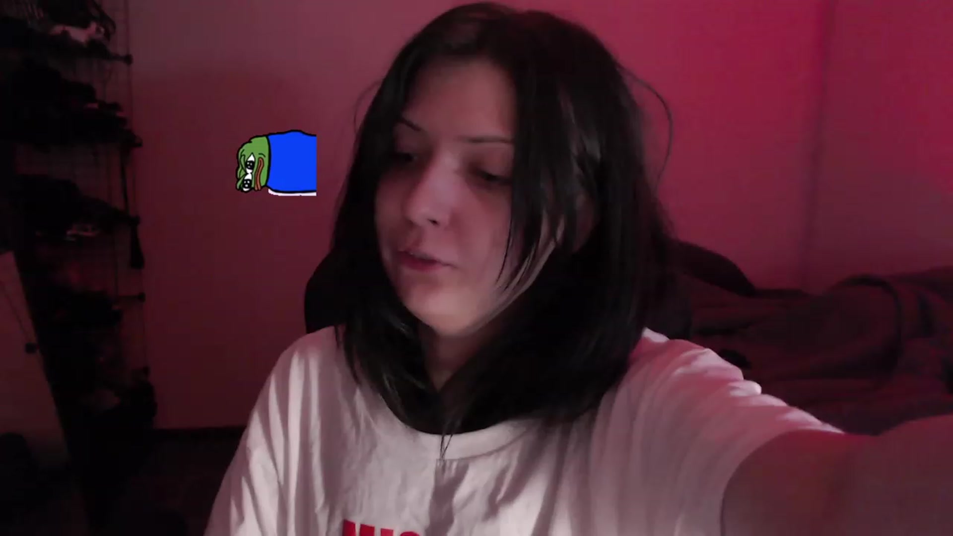 Gallery image thumbnail from RoomToAvoid's myfreecams stream on, 06/02/2023, 06:10 image 5 of 20
