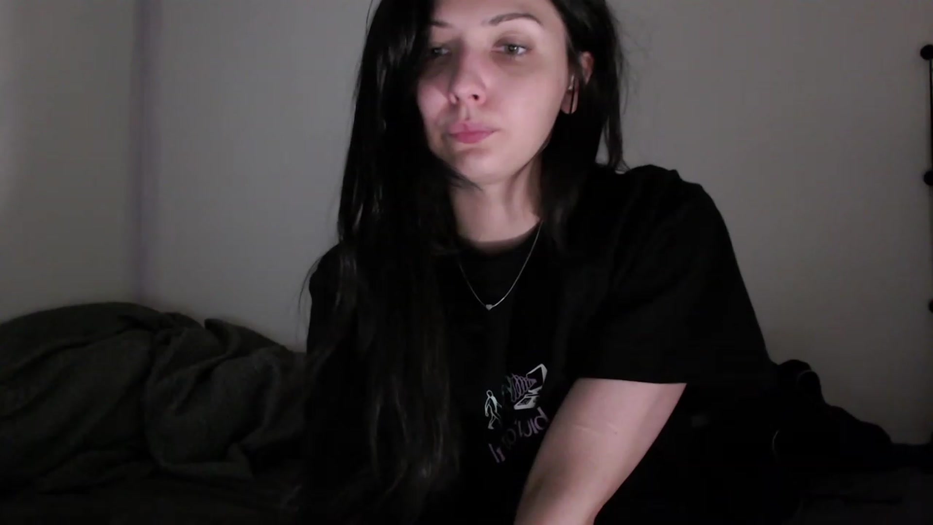 Gallery image thumbnail from RoomToAvoid's myfreecams stream on, 06/06/2023, 05:05 image 15 of 20