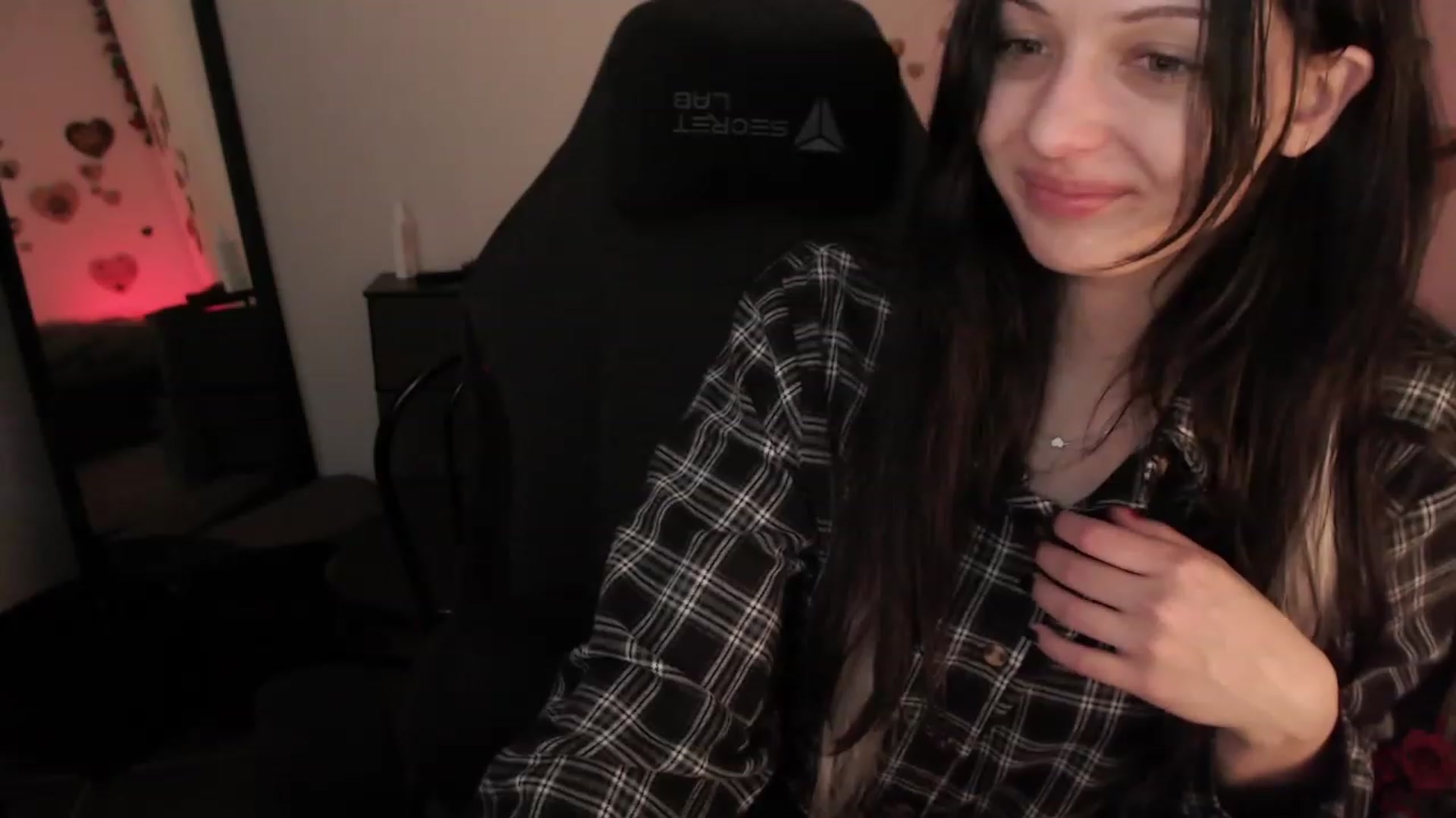 Gallery image thumbnail from RoomToAvoid's myfreecams stream on, 07/10/2023, 06:00 image 8 of 20