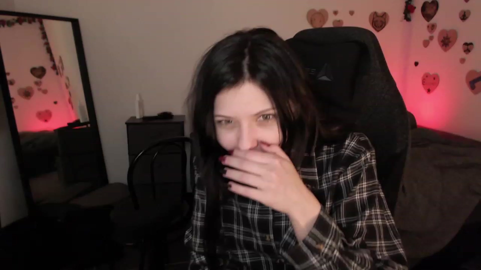 Gallery image thumbnail from RoomToAvoid's myfreecams stream on, 07/10/2023, 06:00 image 19 of 20