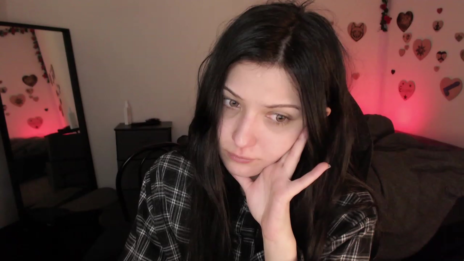 Gallery image thumbnail from RoomToAvoid's myfreecams stream on, 07/10/2023, 06:00 image 4 of 20
