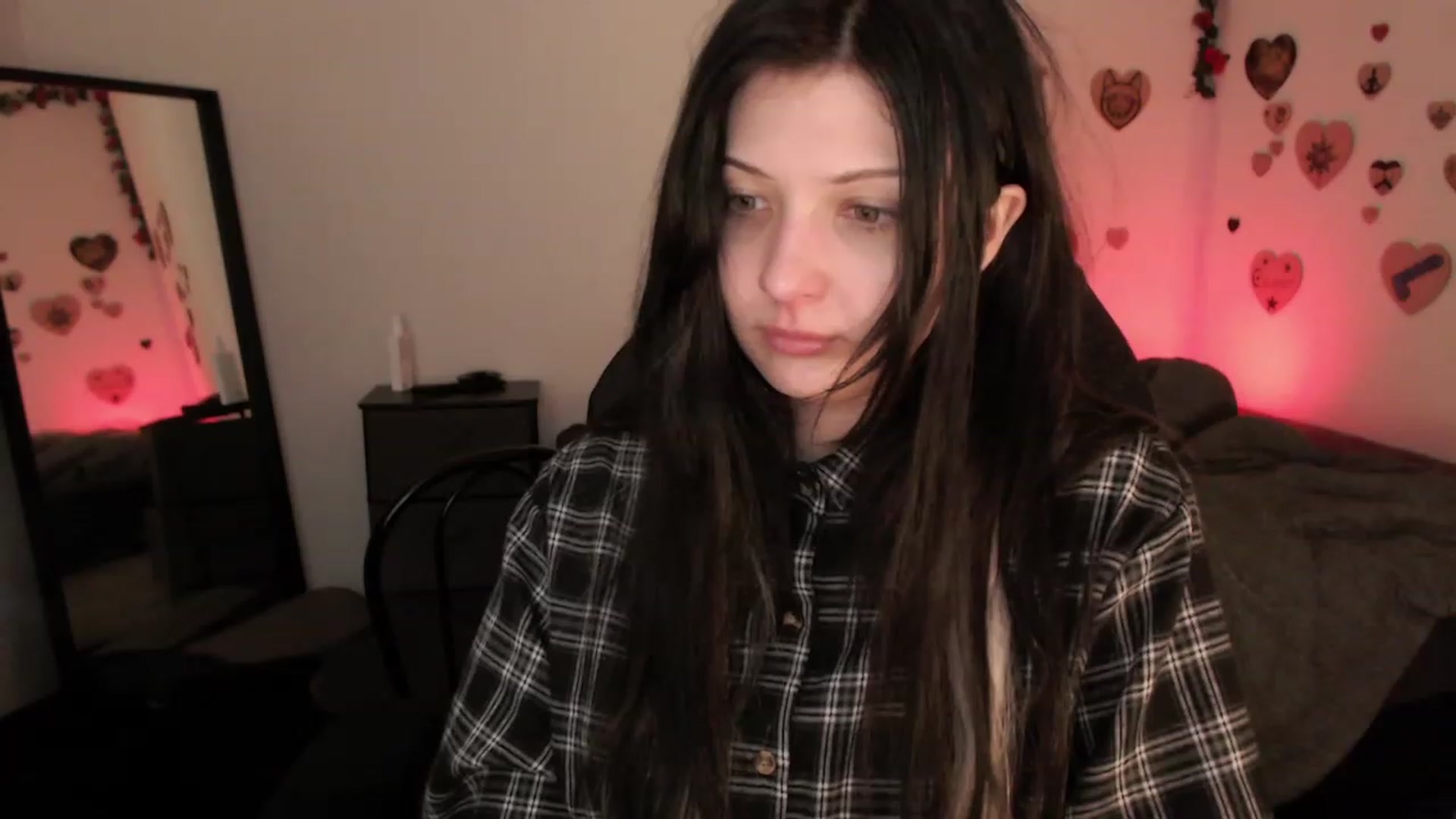 Gallery image thumbnail from RoomToAvoid's myfreecams stream on, 07/10/2023, 06:00 image 3 of 20