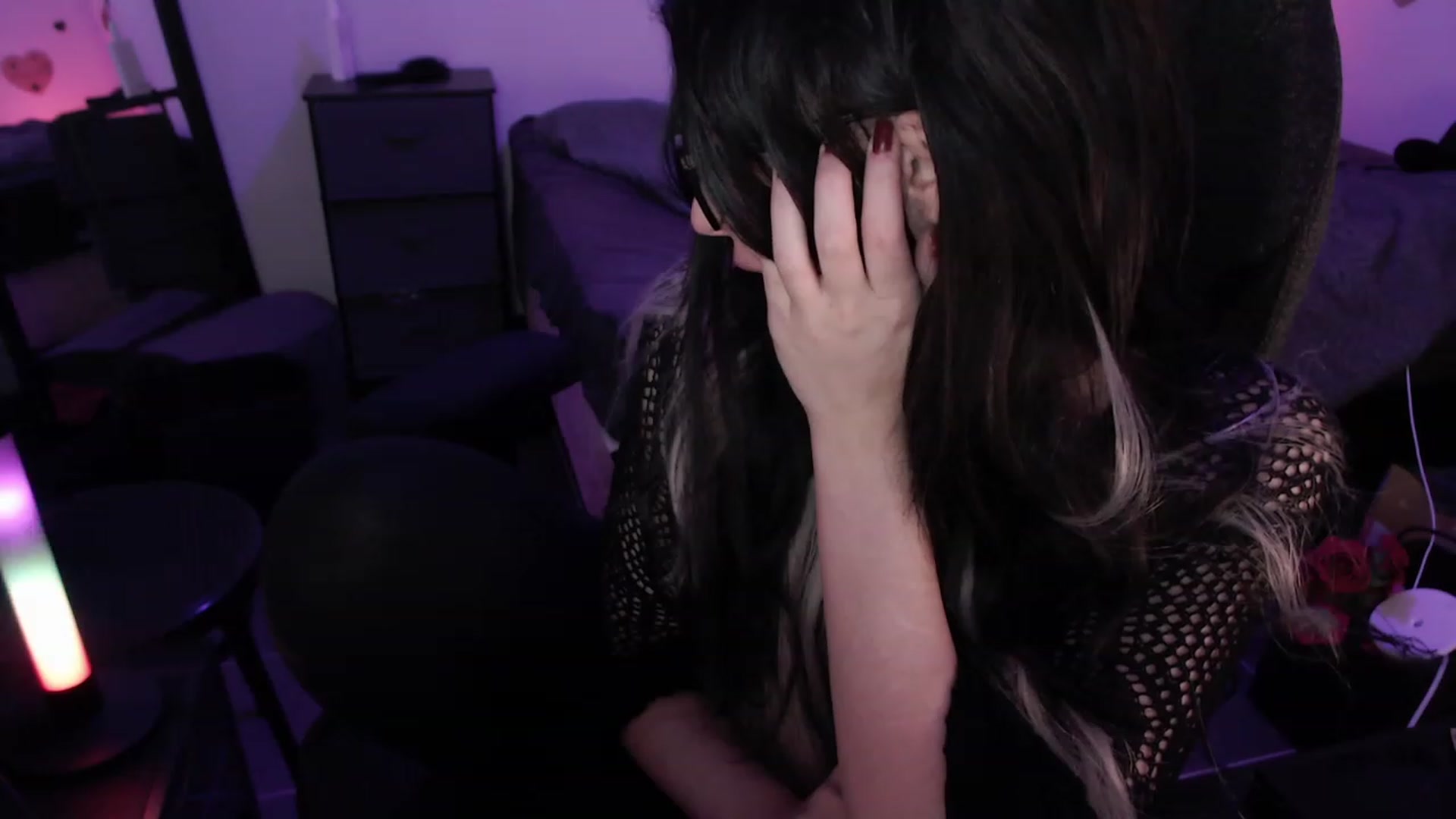Gallery image thumbnail from RoomToAvoid's myfreecams stream on, 07/11/2023, 03:37 image 3 of 20