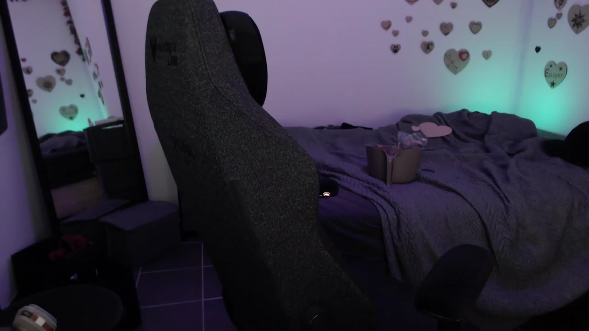 Gallery image thumbnail from RoomToAvoid's myfreecams stream on, 07/14/2023, 03:20 image 18 of 20