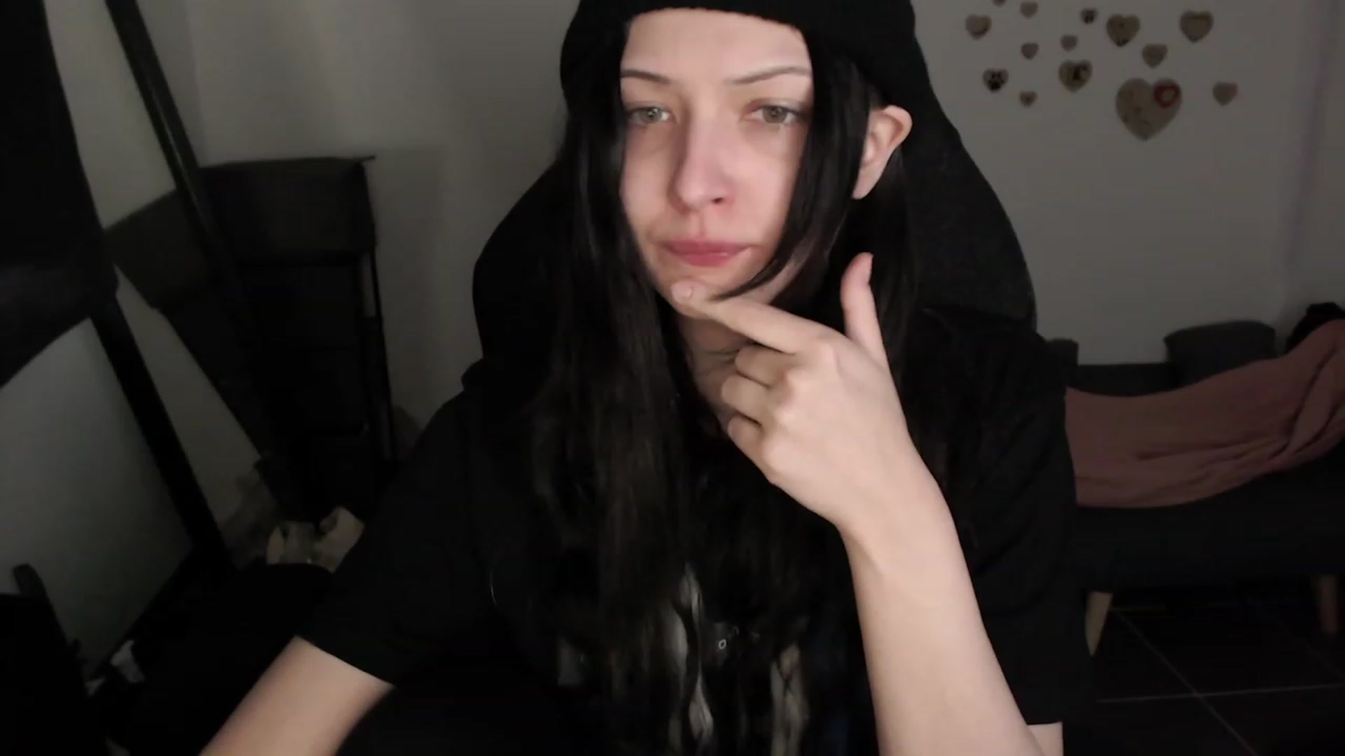 Gallery image thumbnail from RoomToAvoid's myfreecams stream on, 08/07/2023, 03:04 image 19 of 20