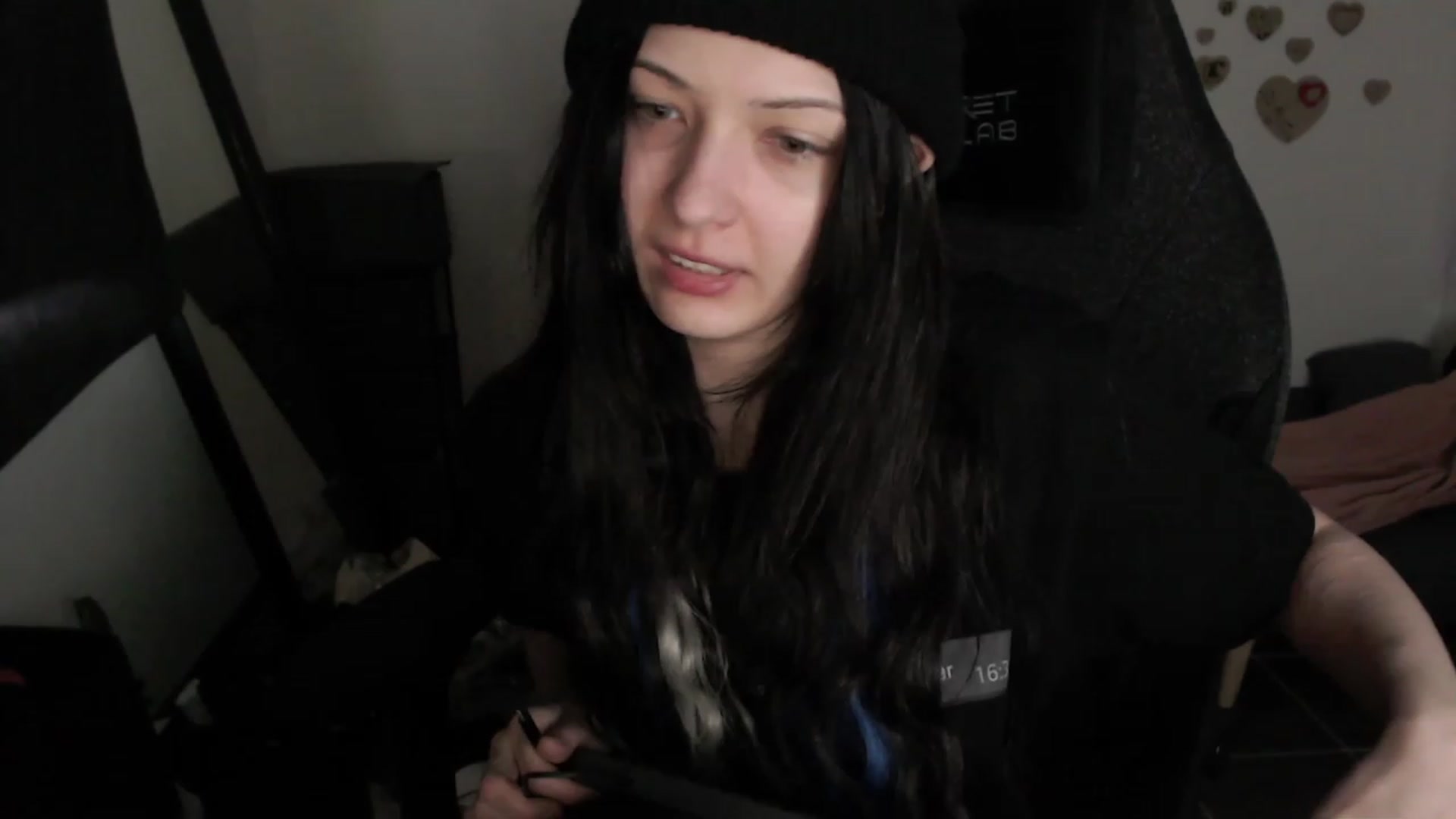 Gallery image thumbnail from RoomToAvoid's myfreecams stream on, 08/07/2023, 03:04 image 11 of 20