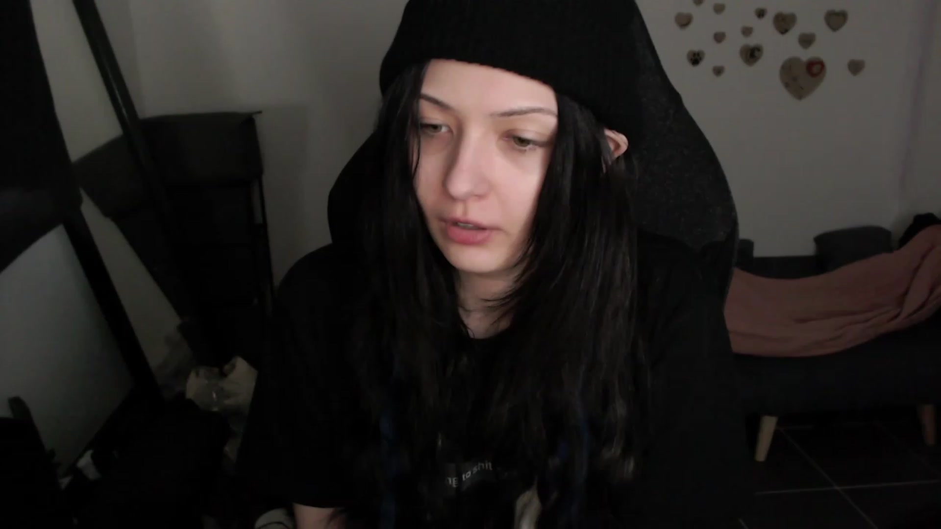 Gallery image thumbnail from RoomToAvoid's myfreecams stream on, 08/07/2023, 03:04 image 16 of 20