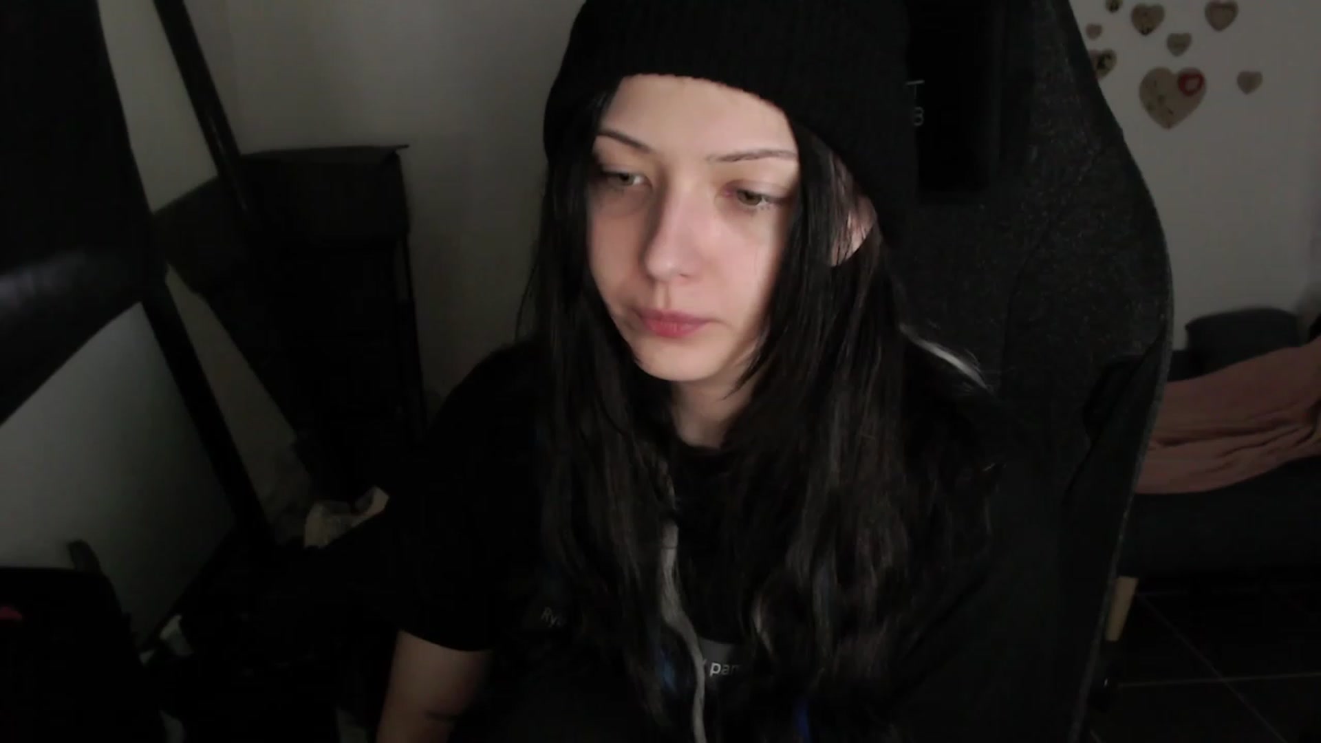 Gallery image thumbnail from RoomToAvoid's myfreecams stream on, 08/07/2023, 03:04 image 2 of 20