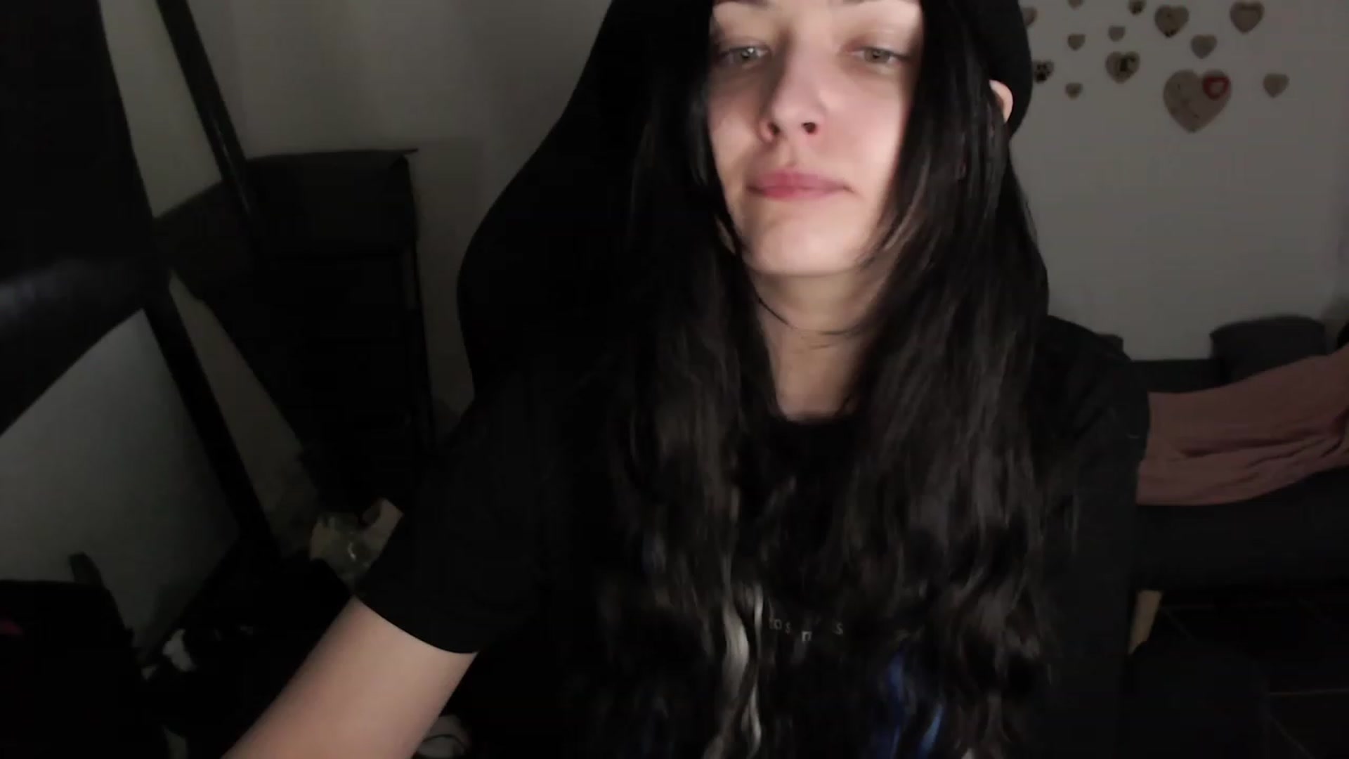 Gallery image thumbnail from RoomToAvoid's myfreecams stream on, 08/07/2023, 03:04 image 12 of 20