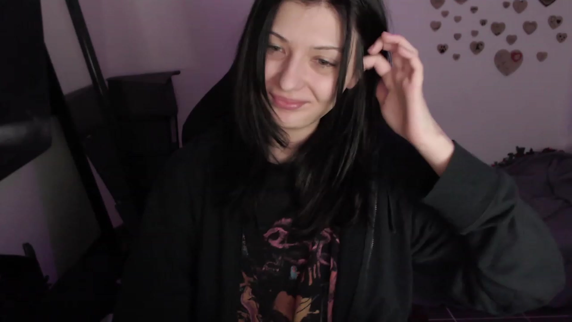 Gallery image thumbnail from RoomToAvoid's myfreecams stream on, 08/10/2023, 04:51 image 20 of 20