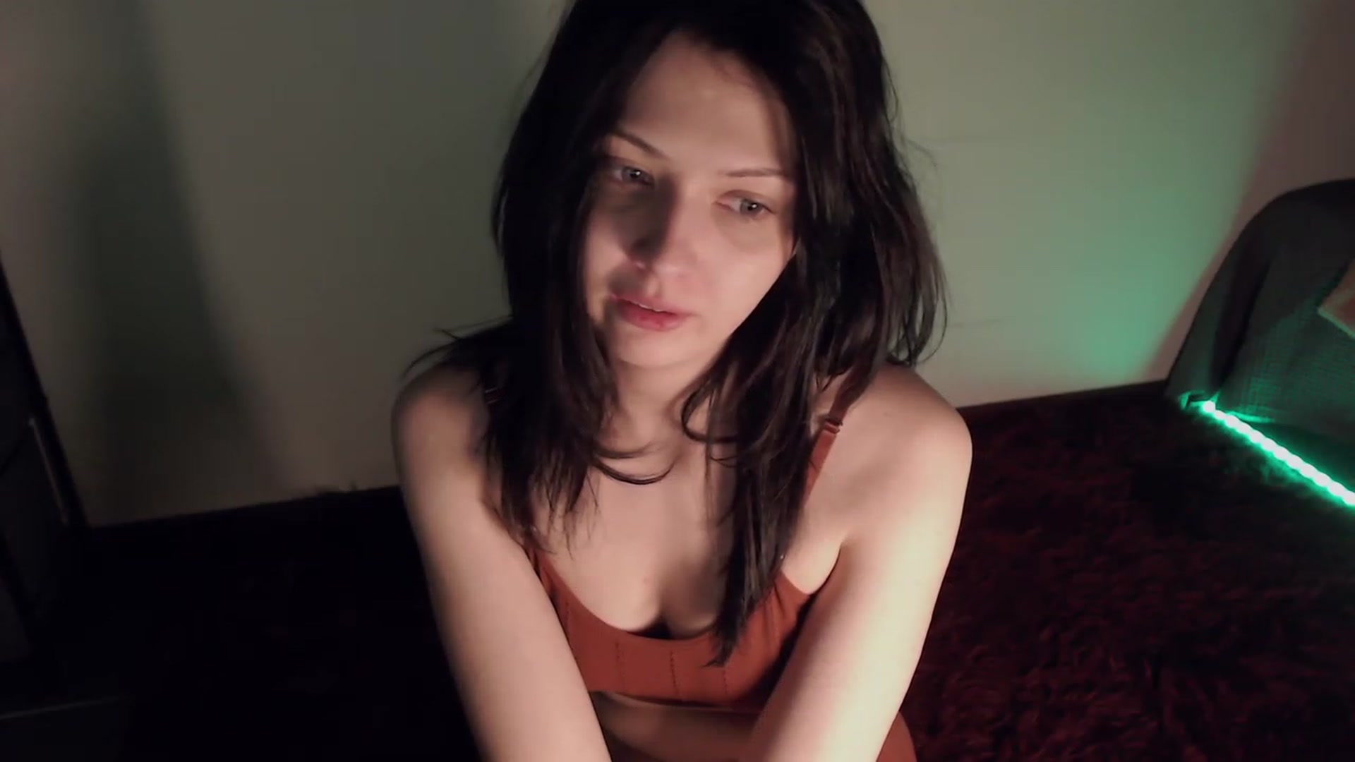 Gallery image thumbnail from RoomToAvoid's myfreecams stream on, 08/13/2023, 05:40 image 7 of 20