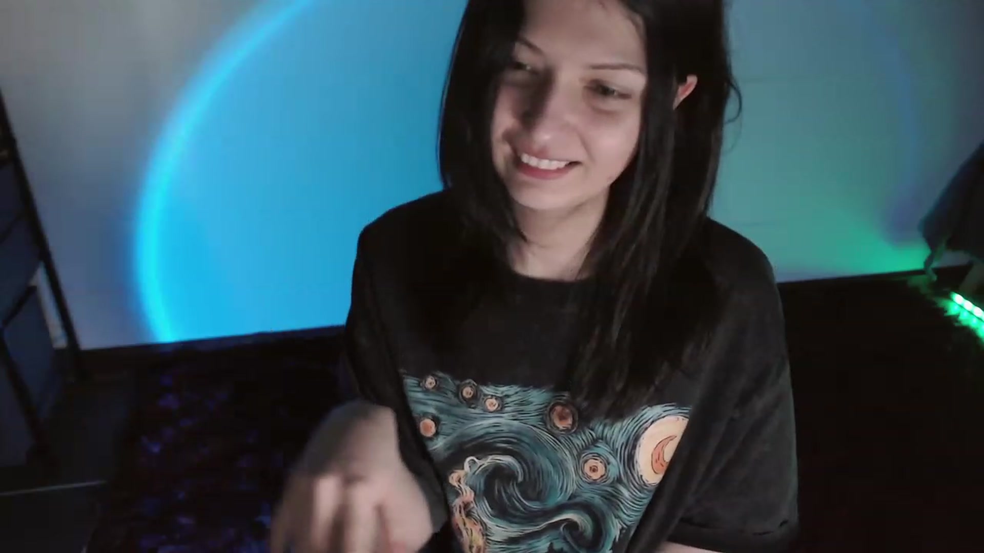 Gallery image thumbnail from RoomToAvoid's myfreecams stream on, 08/14/2023, 05:38 image 17 of 20