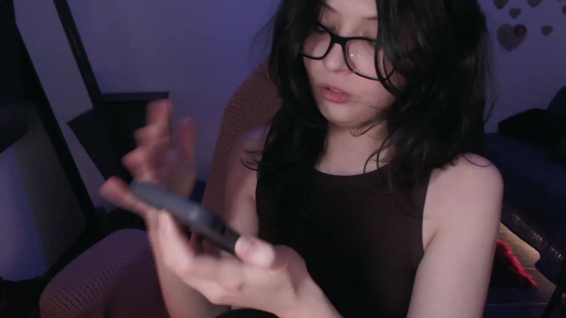 Gallery image thumbnail from RoomToAvoid's myfreecams stream on, 08/16/2023, 04:49 image 13 of 20