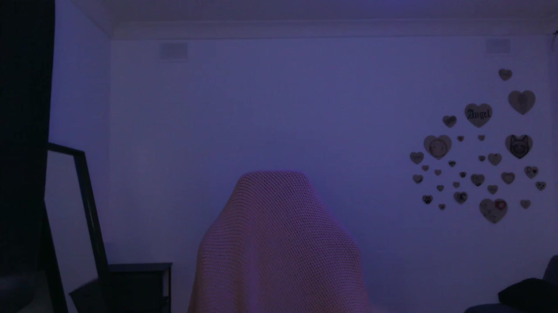 Gallery image thumbnail from RoomToAvoid's myfreecams stream on, 08/16/2023, 04:49 image 12 of 20