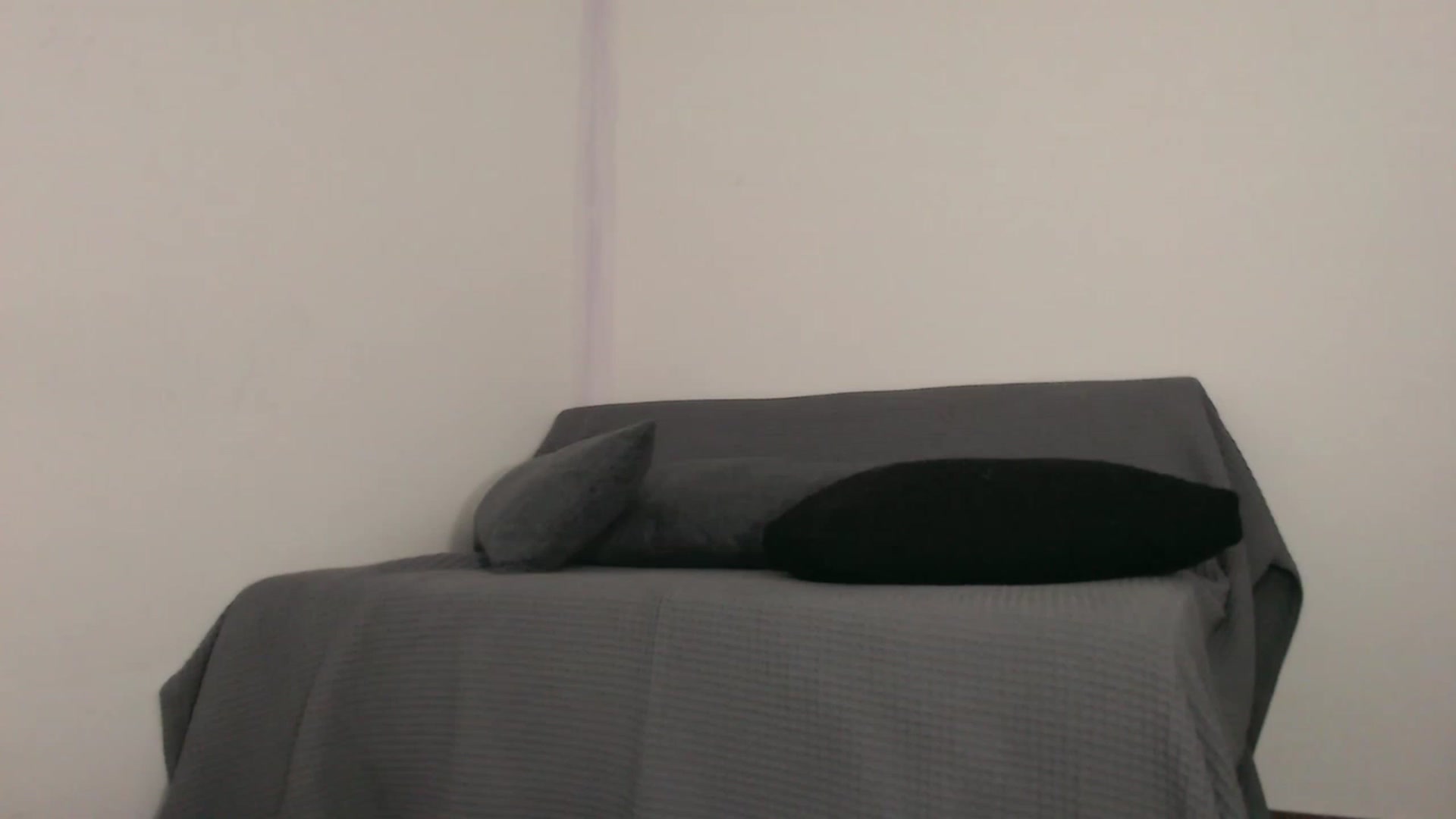 Gallery image thumbnail from RoomToAvoid's myfreecams stream on, 09/02/2023, 01:50 image 8 of 20
