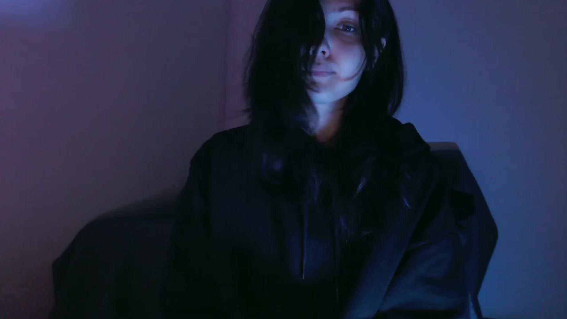 Gallery image thumbnail from RoomToAvoid's myfreecams stream on, 09/02/2023, 03:16 image 7 of 20