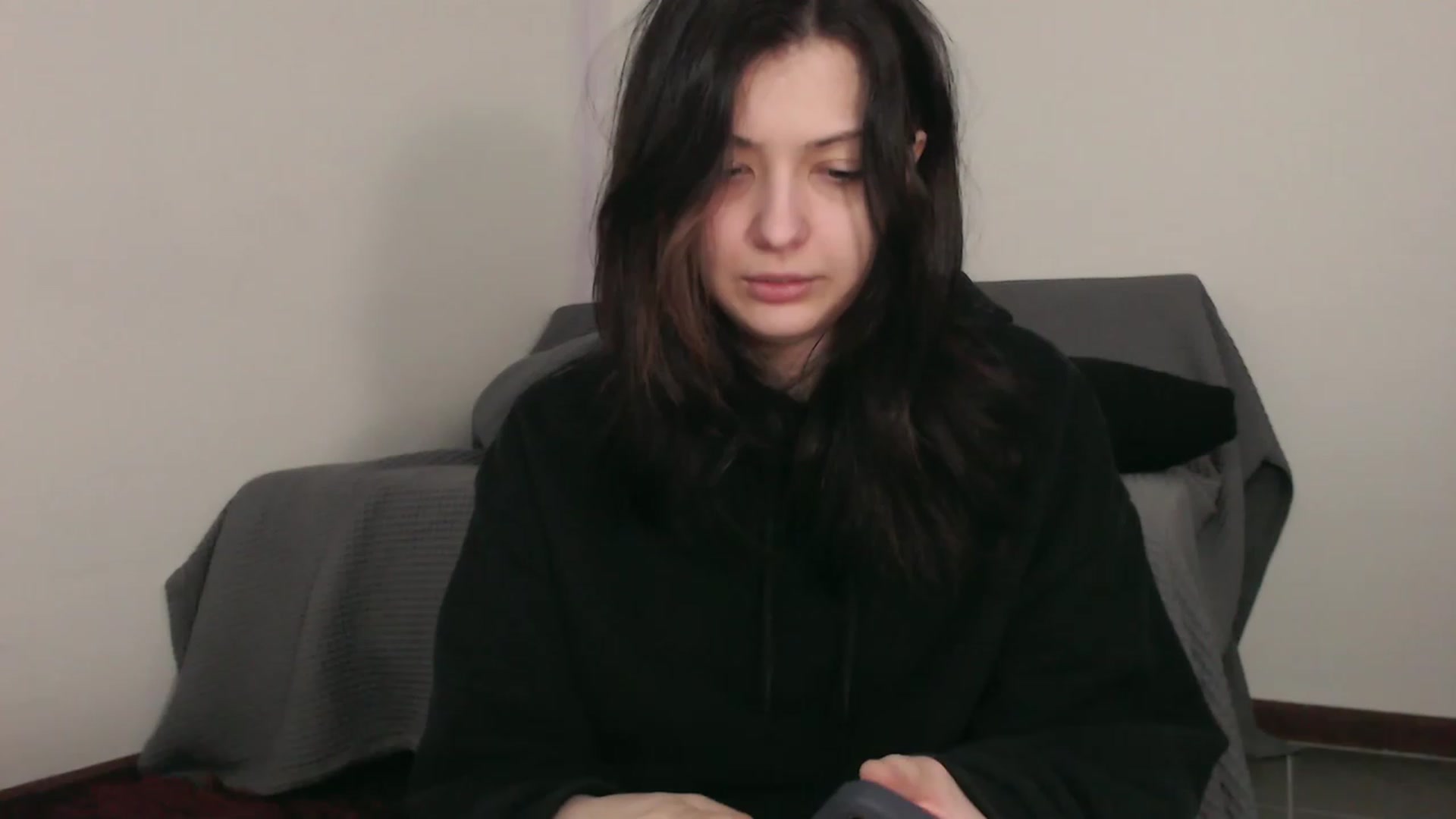 Gallery image thumbnail from RoomToAvoid's myfreecams stream on, 09/02/2023, 03:16 image 5 of 20