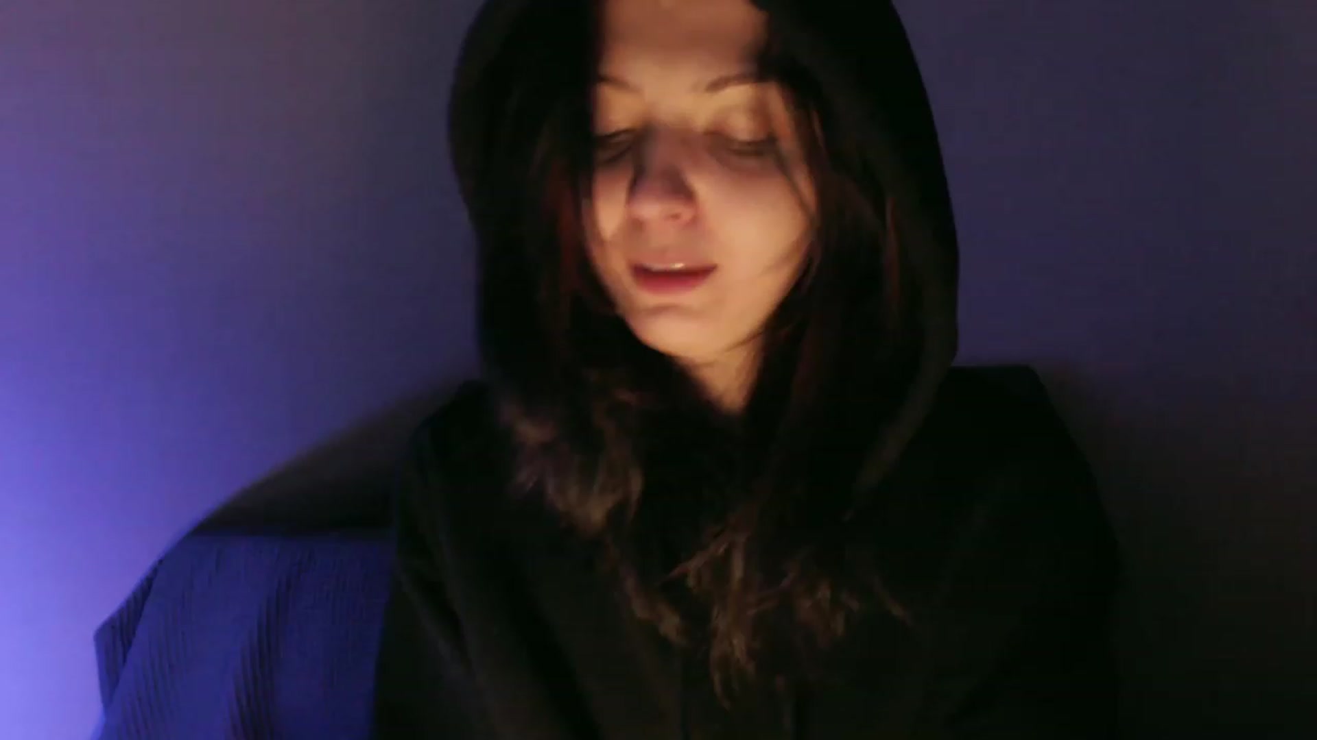 Gallery image thumbnail from RoomToAvoid's myfreecams stream on, 09/02/2023, 05:29 image 11 of 20