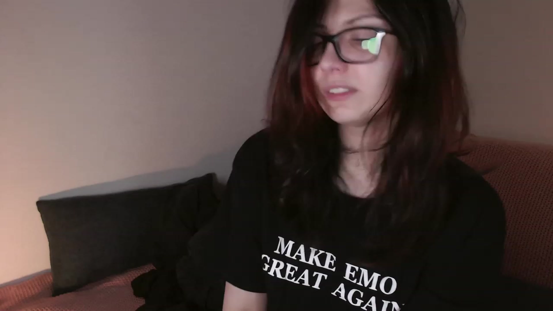 Gallery image thumbnail from RoomToAvoid's myfreecams stream on, 09/11/2023, 02:34 image 5 of 20
