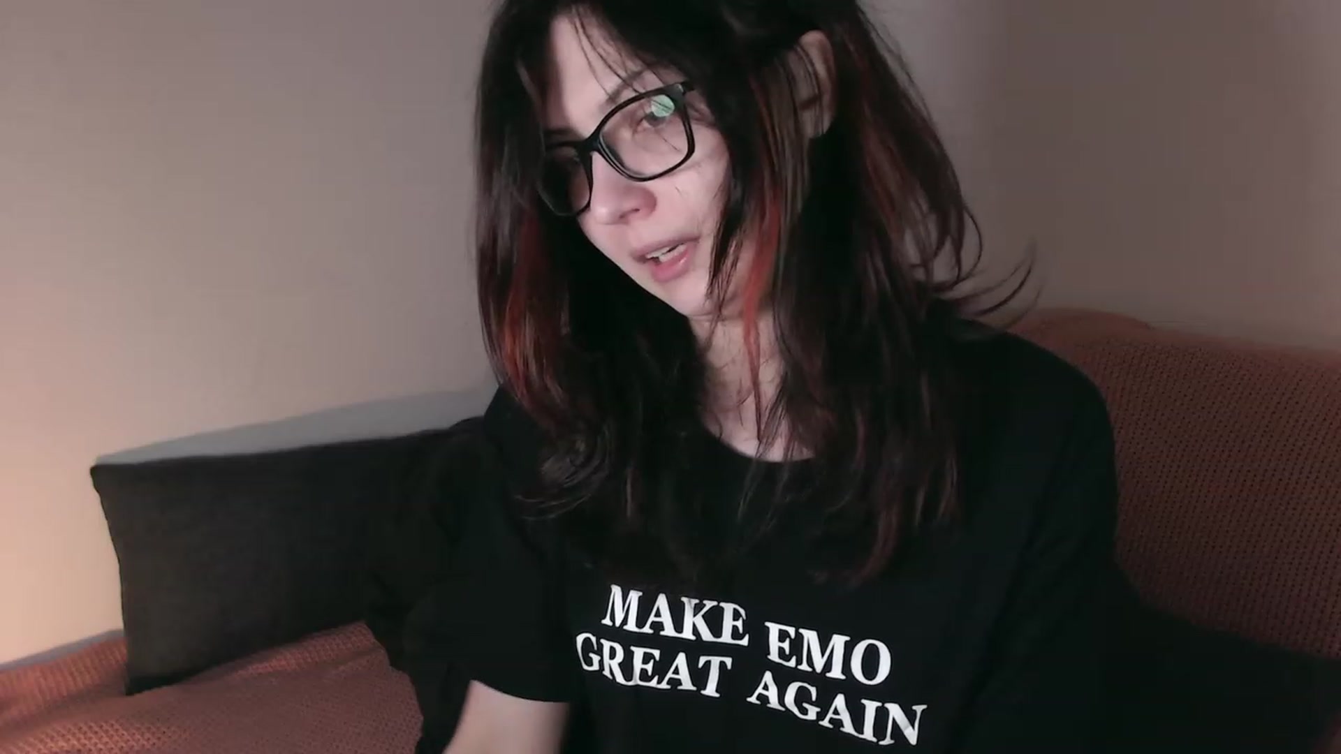 Gallery image thumbnail from RoomToAvoid's myfreecams stream on, 09/11/2023, 02:34 image 16 of 20