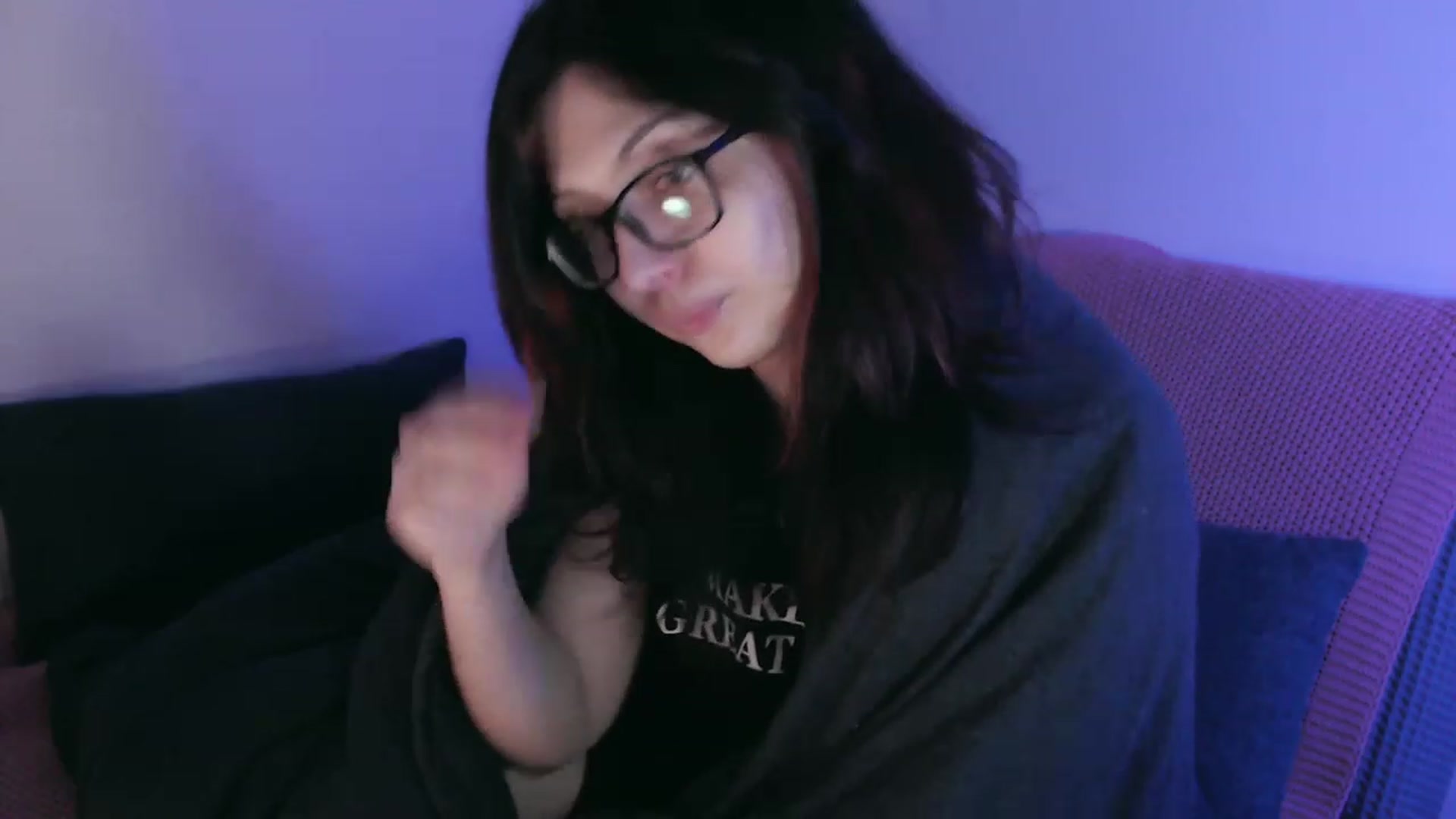 Gallery image thumbnail from RoomToAvoid's myfreecams stream on, 09/11/2023, 06:15 image 12 of 20