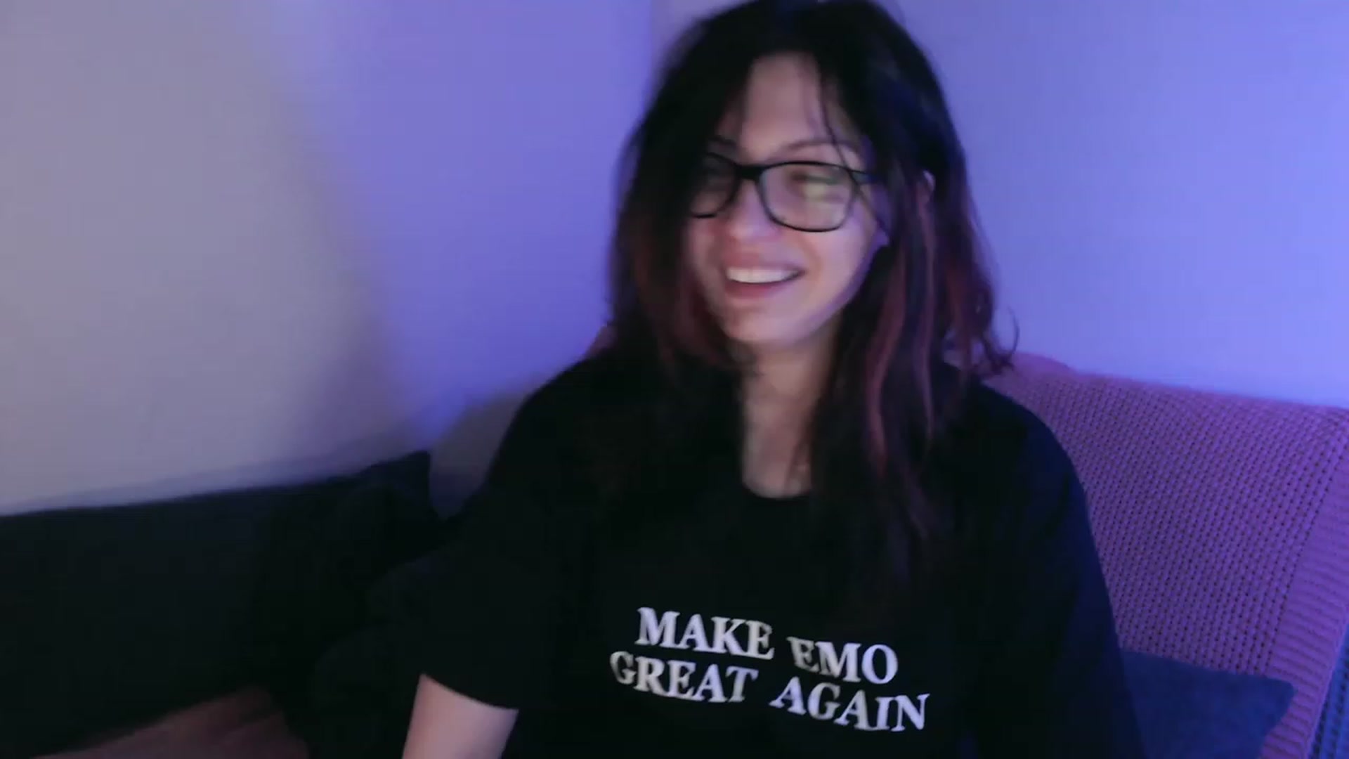 Gallery image thumbnail from RoomToAvoid's myfreecams stream on, 09/11/2023, 06:15 image 8 of 20