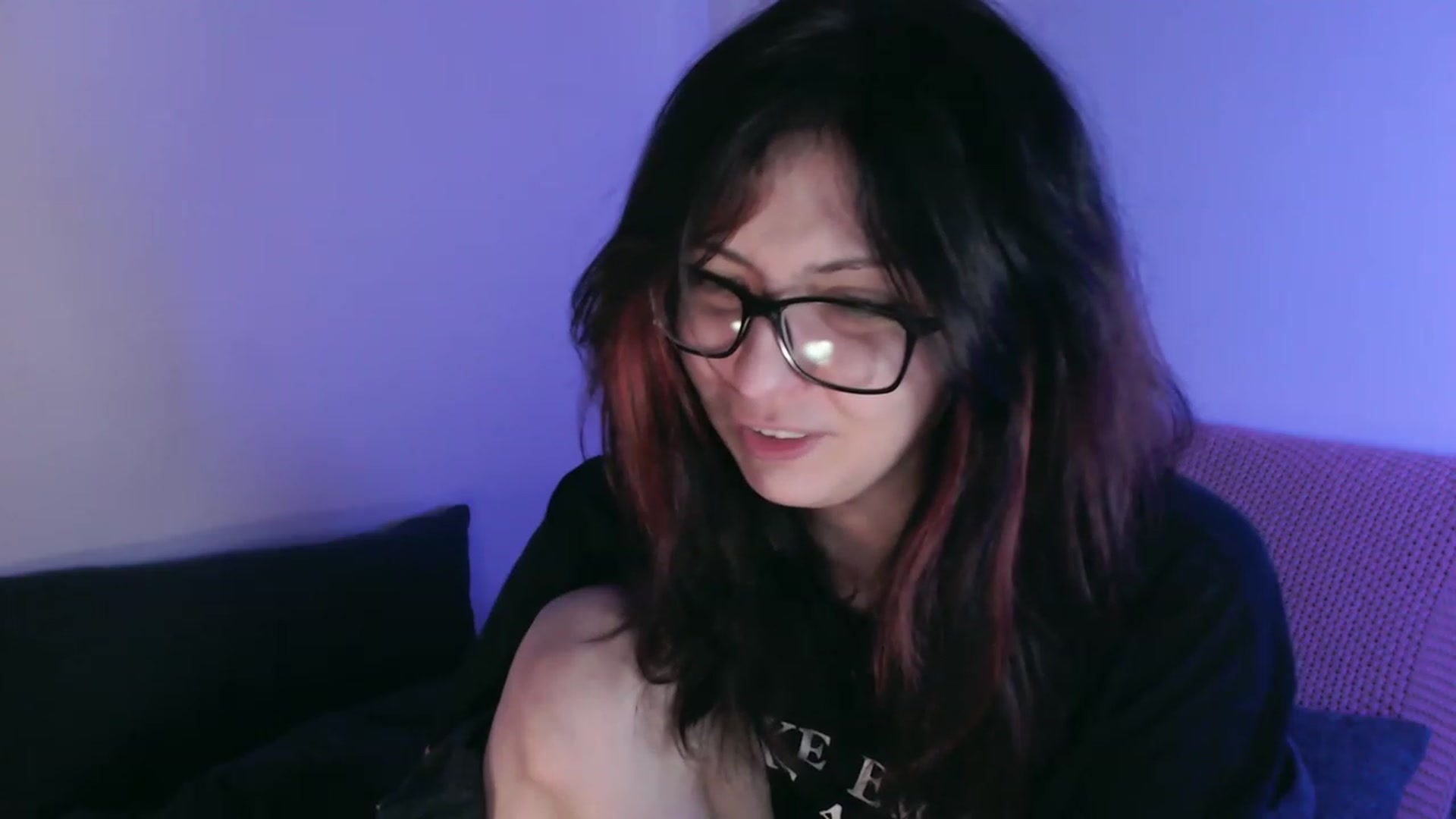 Gallery image thumbnail from RoomToAvoid's myfreecams stream on, 09/11/2023, 06:15 image 14 of 20
