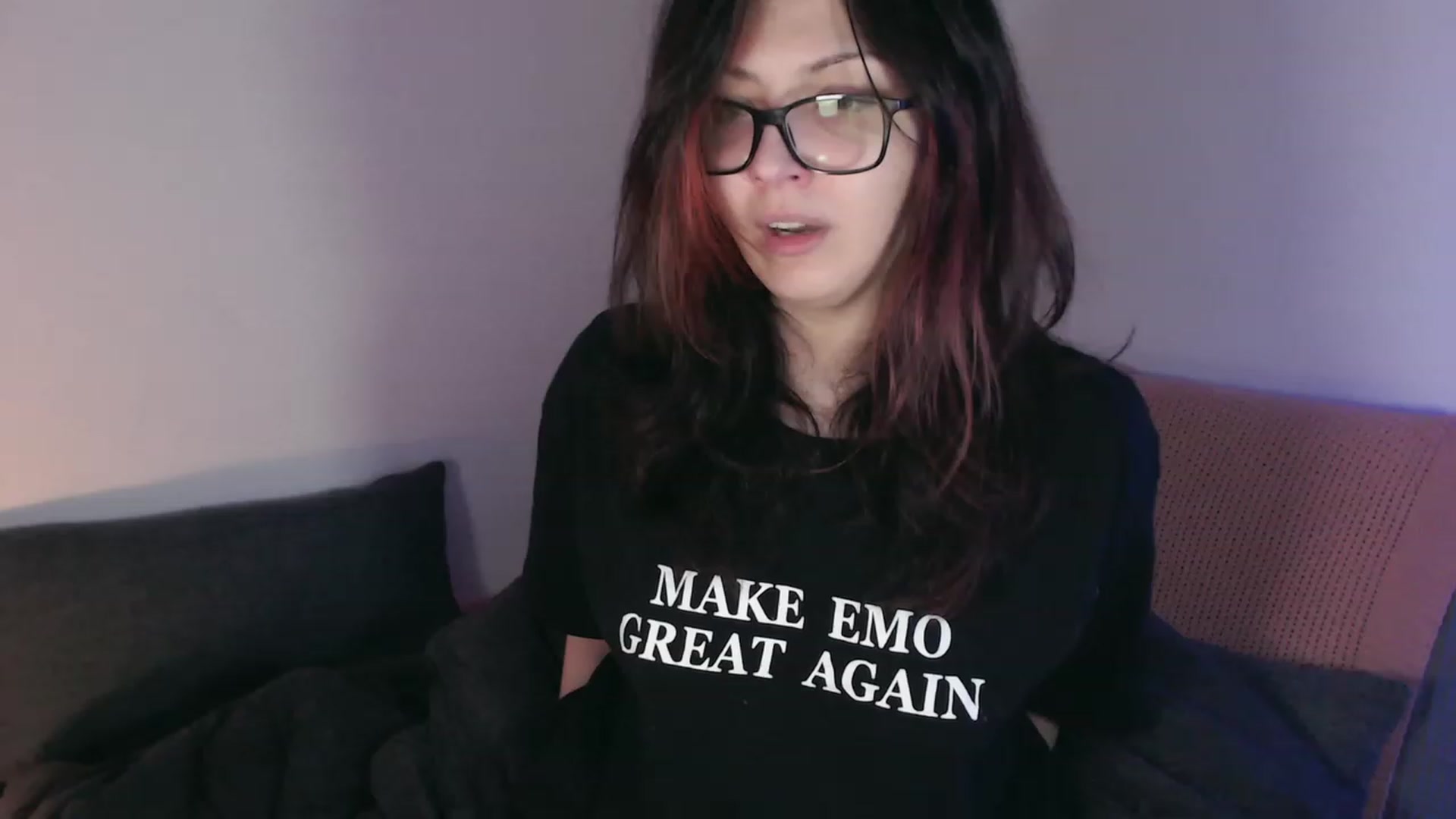 Gallery image thumbnail from RoomToAvoid's myfreecams stream on, 09/11/2023, 06:31 image 15 of 20