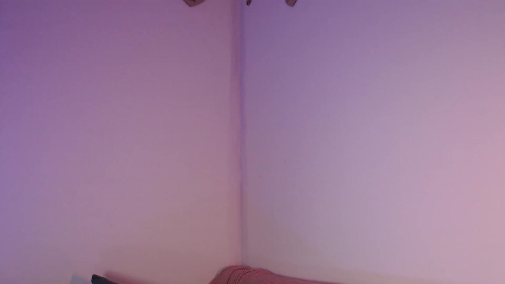 Gallery image thumbnail from RoomToAvoid's myfreecams stream on, 09/12/2023, 06:43 image 12 of 20