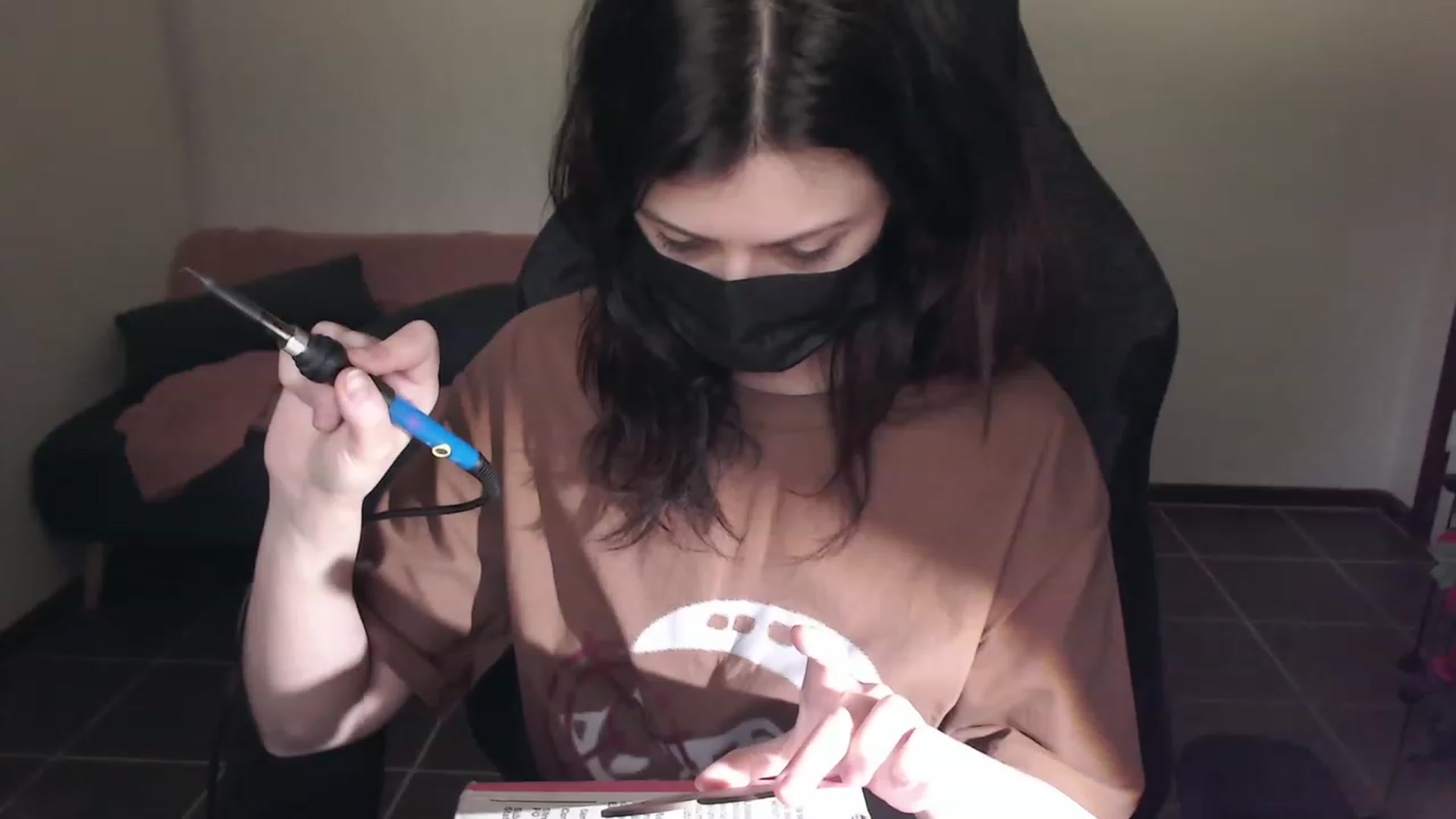 Gallery image thumbnail from RoomToAvoid's myfreecams stream on, 09/14/2023, 03:42 image 6 of 20