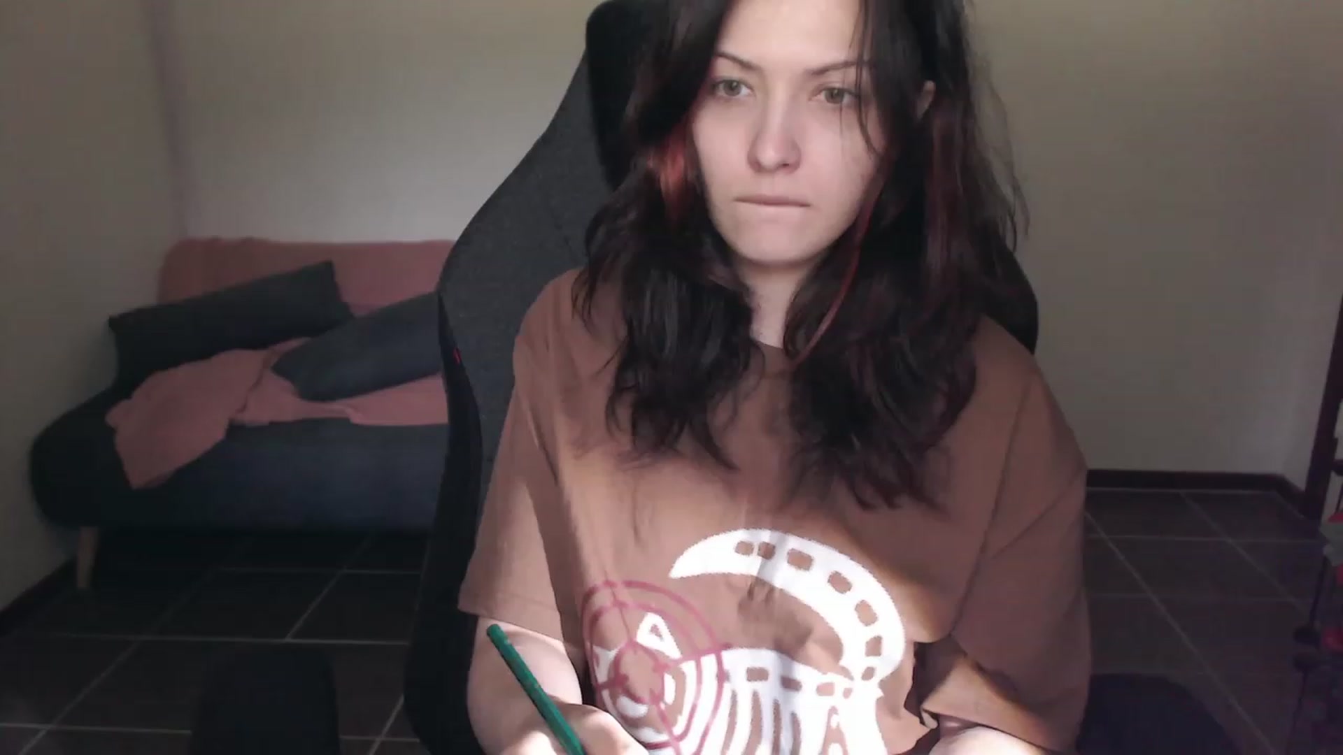 Gallery image thumbnail from RoomToAvoid's myfreecams stream on, 09/14/2023, 03:42 image 1 of 20