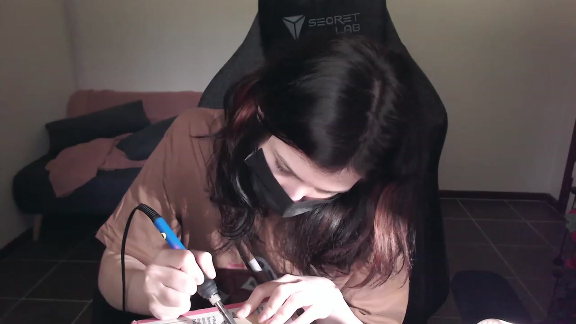 Gallery image thumbnail from RoomToAvoid's myfreecams stream on, 09/14/2023, 03:42 image 8 of 20