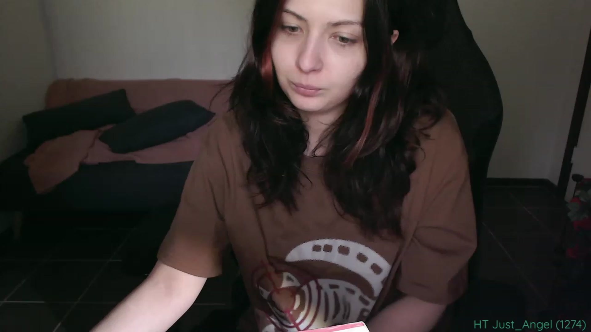 Gallery image thumbnail from RoomToAvoid's myfreecams stream on, 09/14/2023, 05:27 image 17 of 20