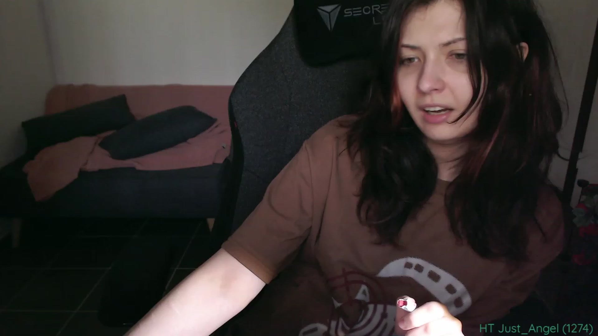 Gallery image thumbnail from RoomToAvoid's myfreecams stream on, 09/14/2023, 05:27 image 14 of 20